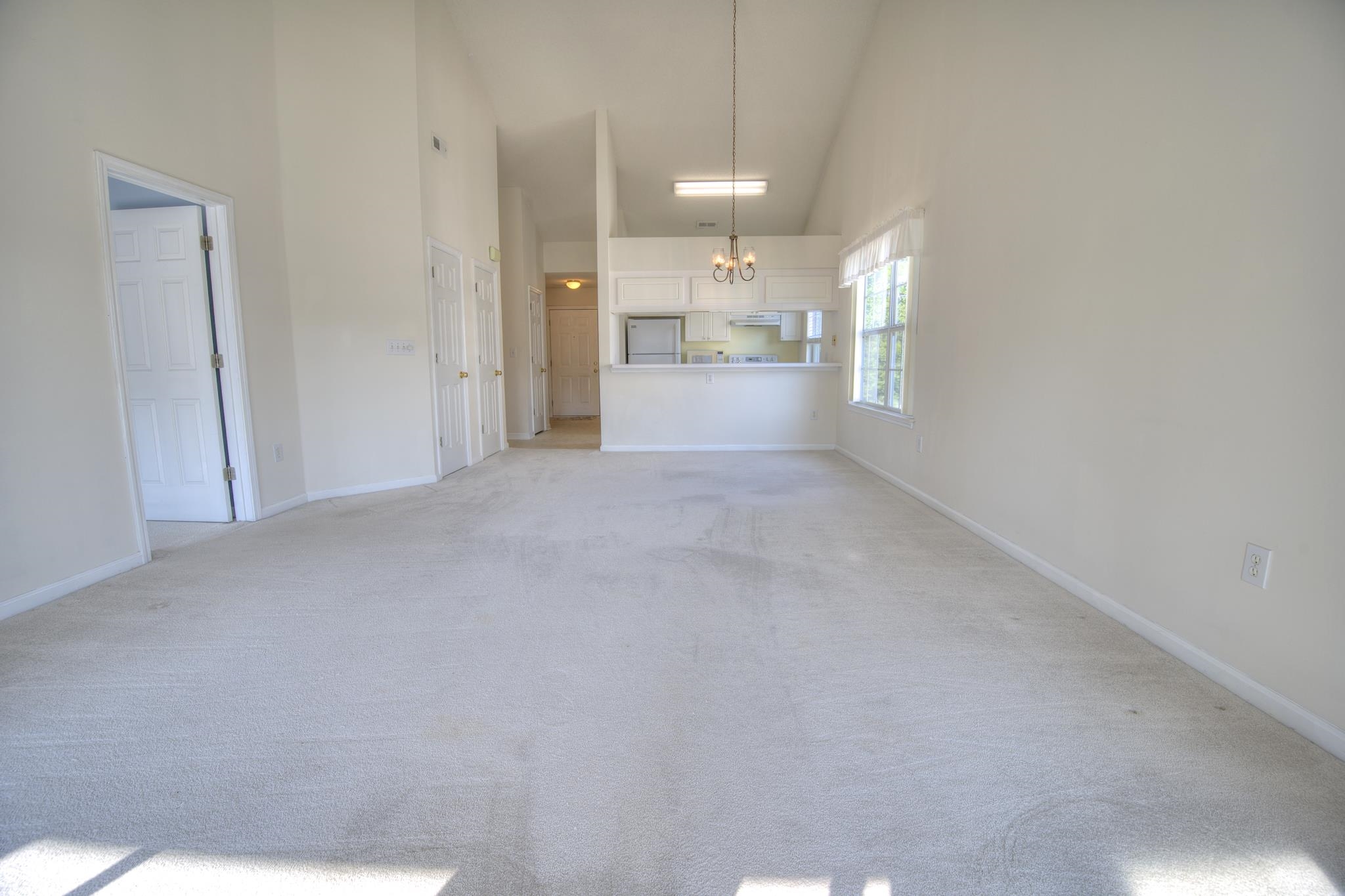 643 Woodmoor Dr. Property Photo 7