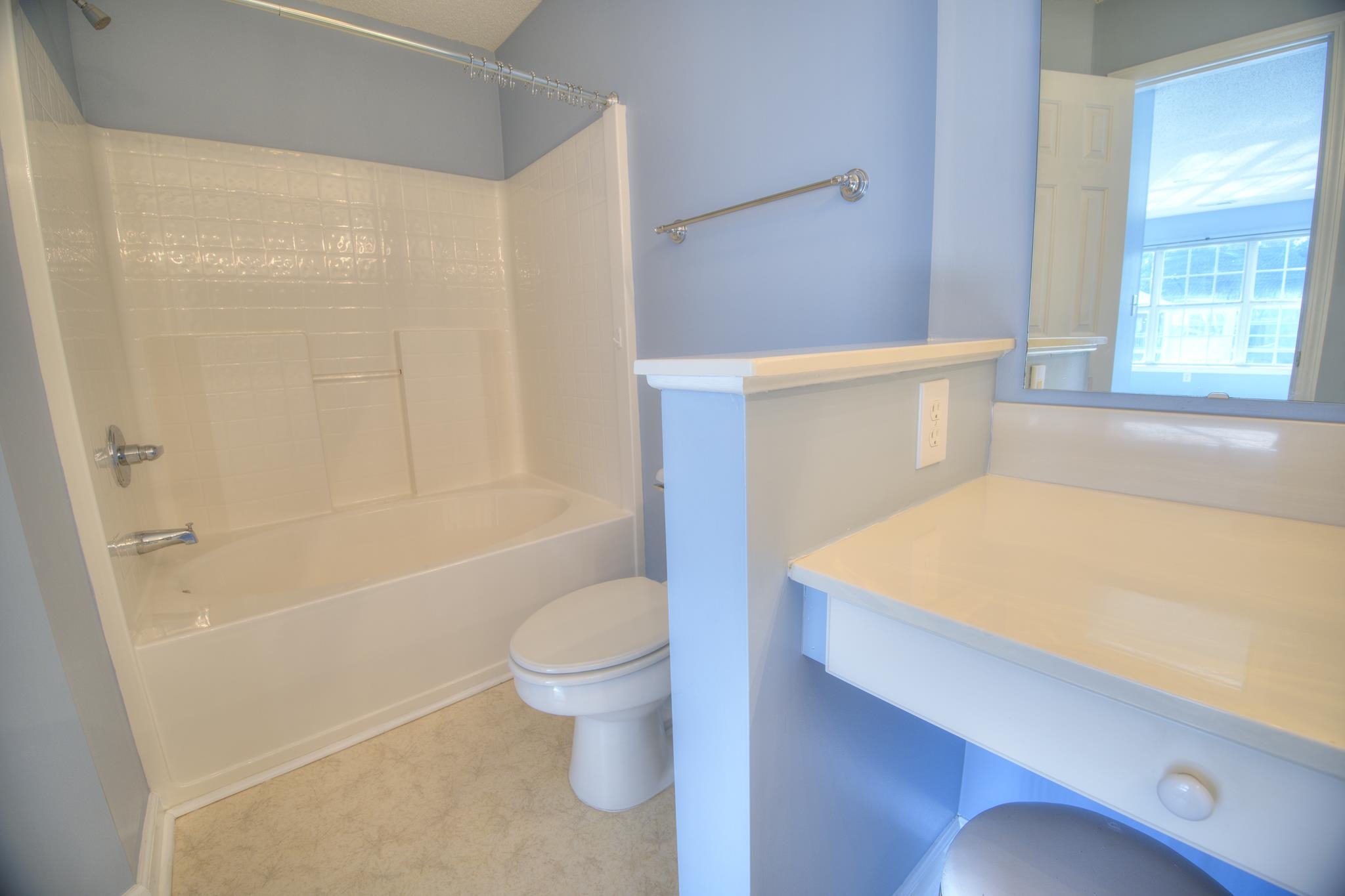 643 Woodmoor Dr. Property Photo 17