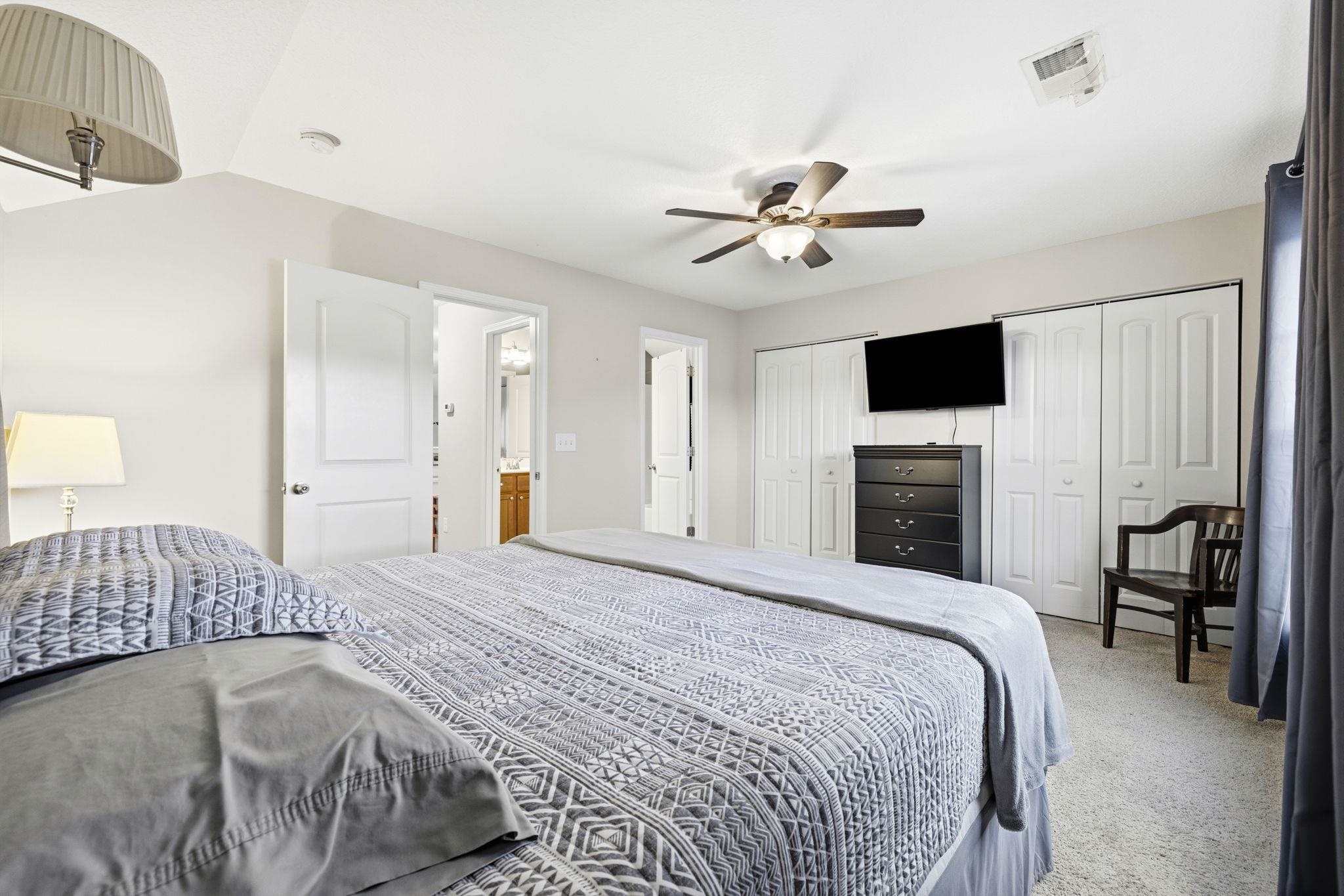 672 Old Castle Loop Property Photo 32