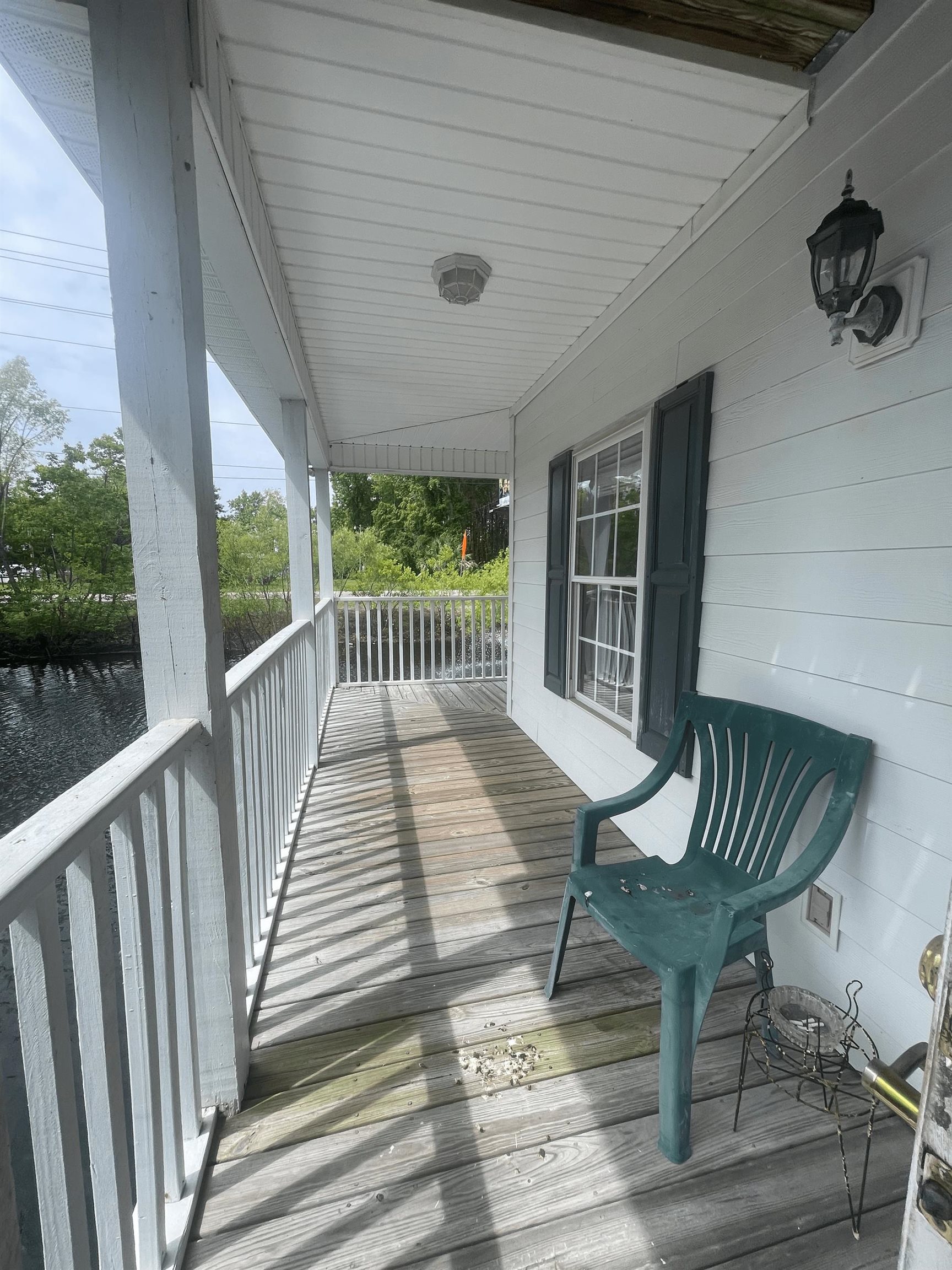 870 Inlet Square Dr. Property Photo 5