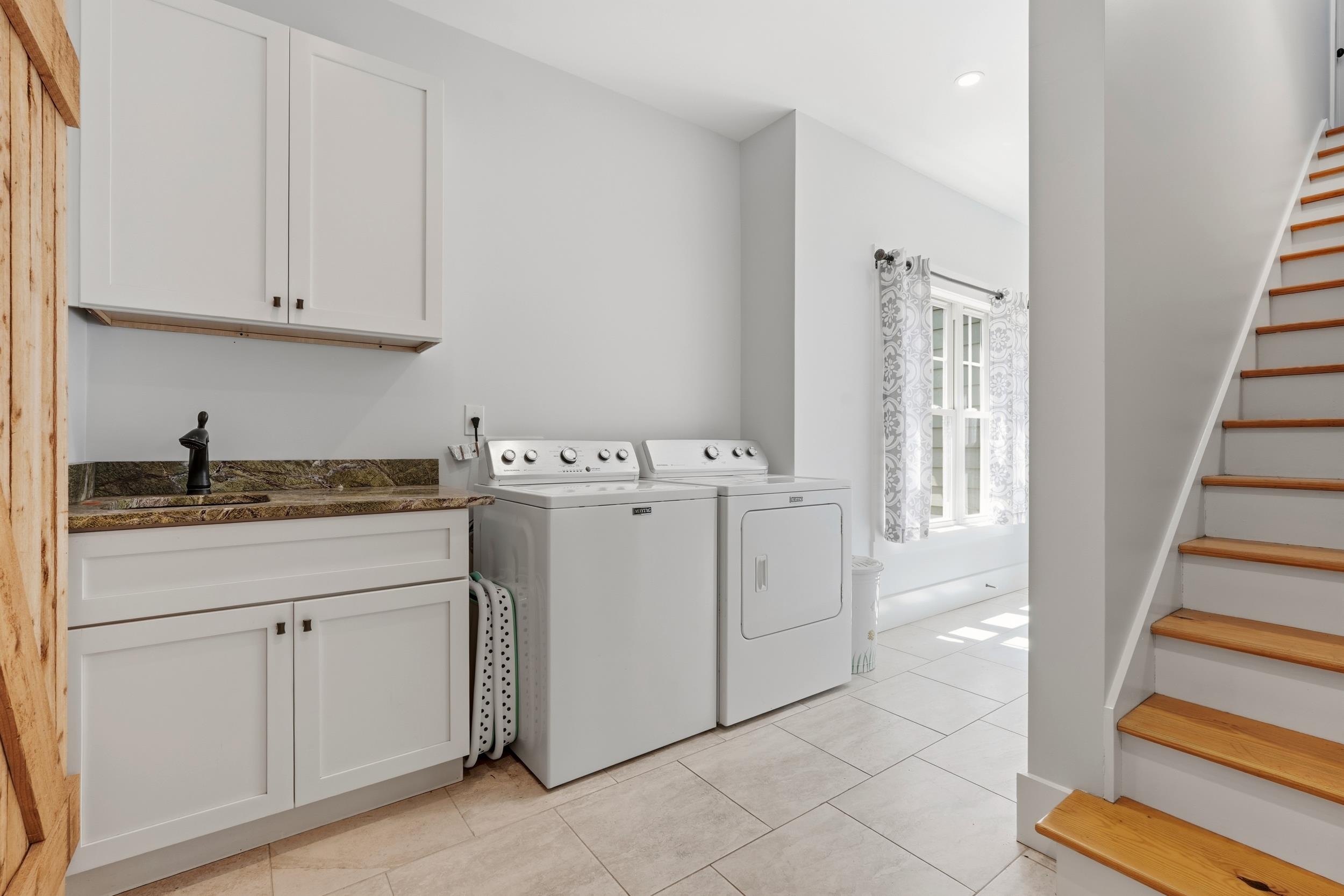 652 Whispering Pines Ct. Property Photo 33