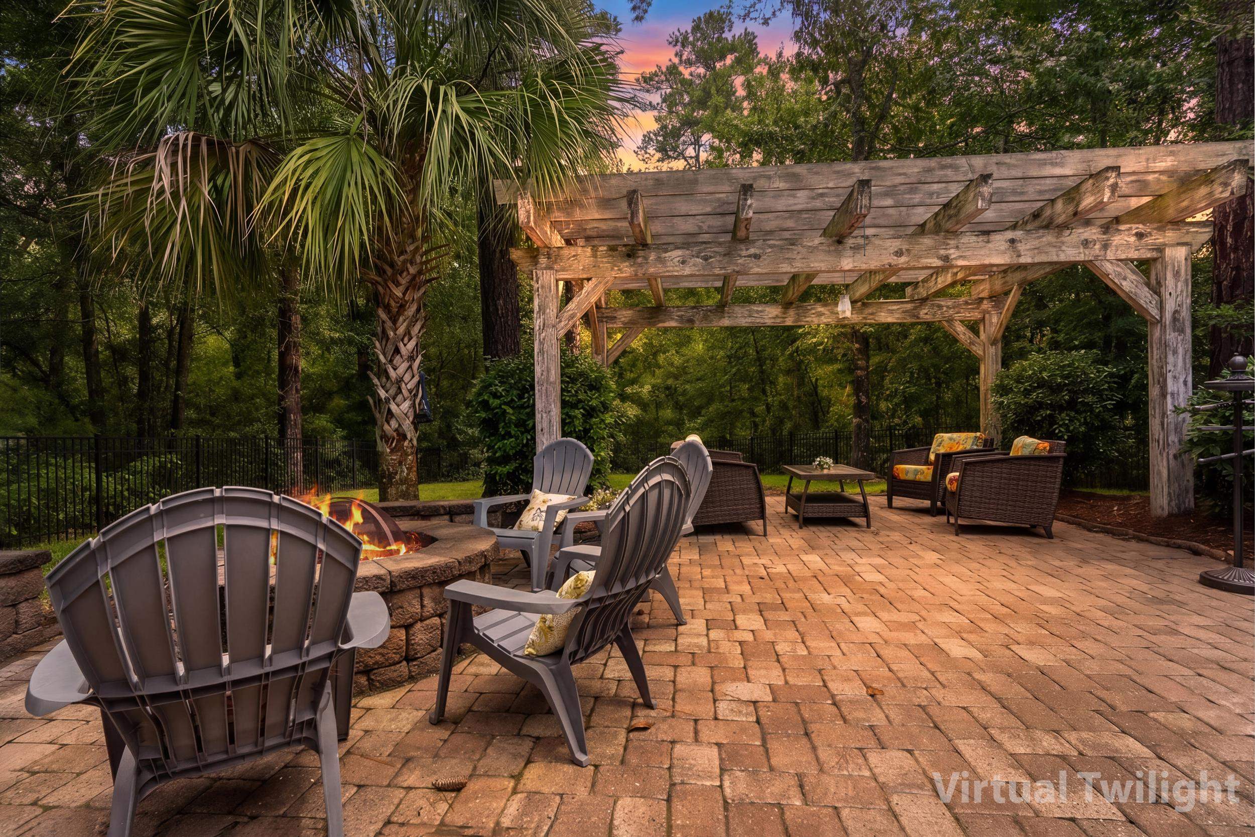652 Whispering Pines Ct. Property Photo 44