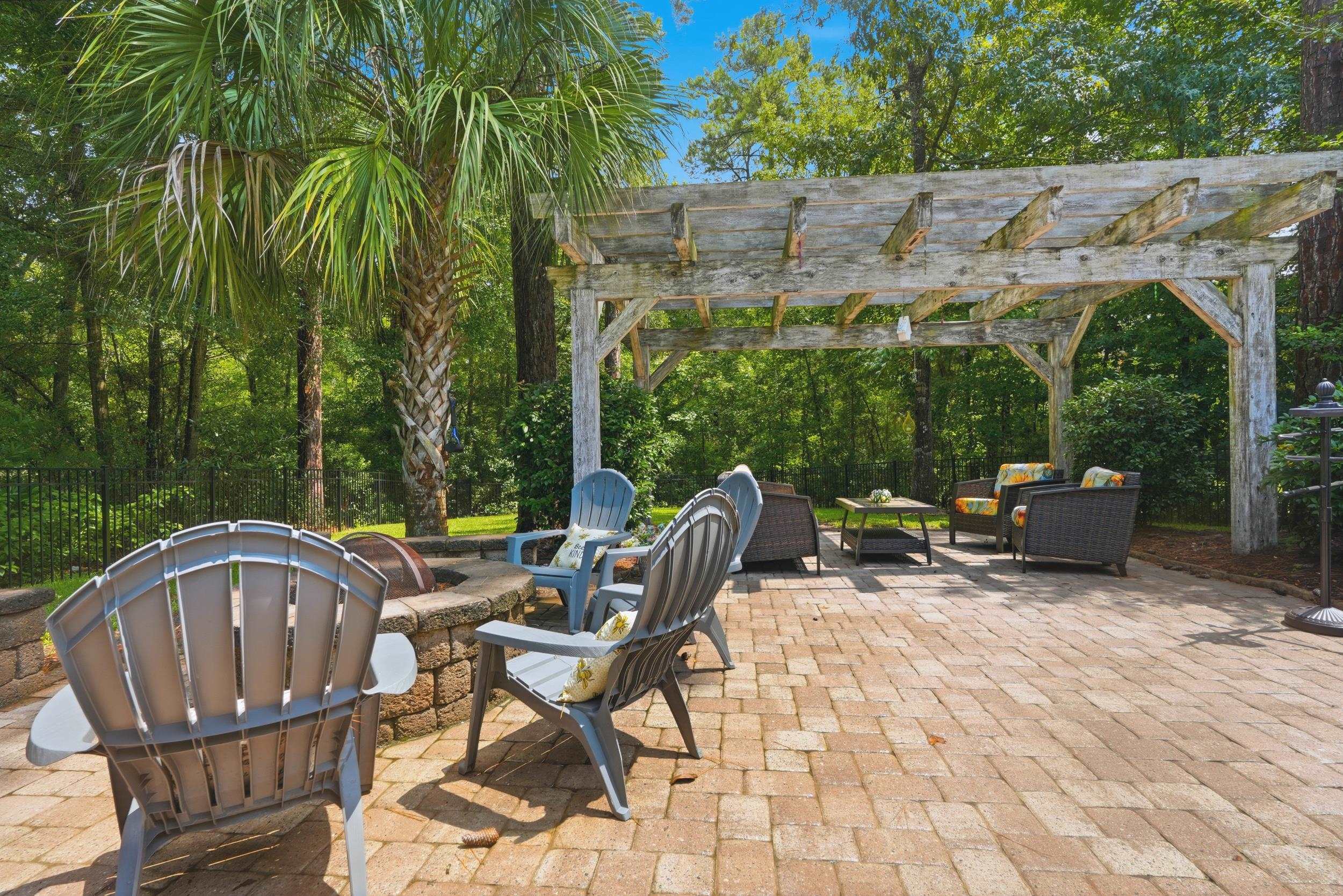 652 Whispering Pines Ct. Property Photo 45