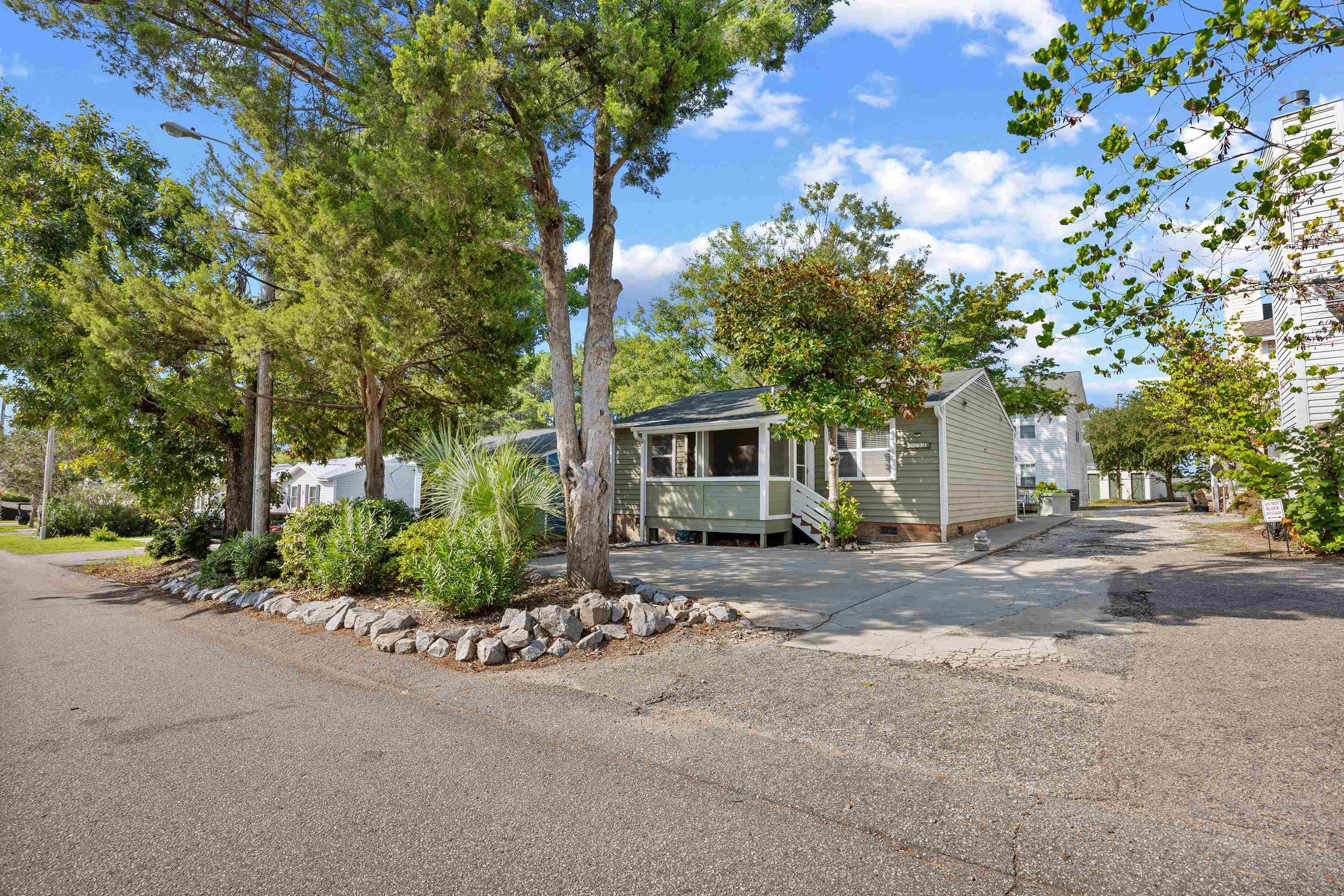 715 3rd Ave. S Property Photo 3