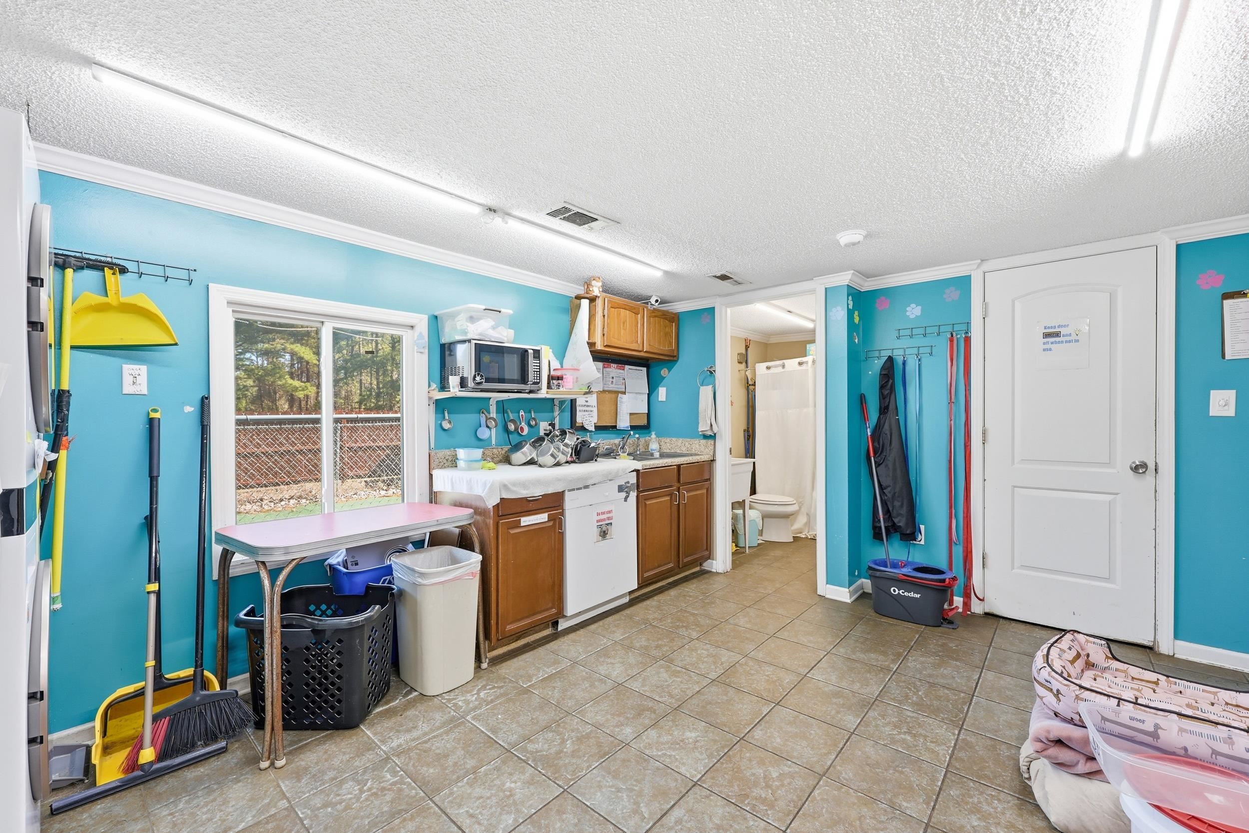 3054 Forestbrook Rd. Property Photo 18