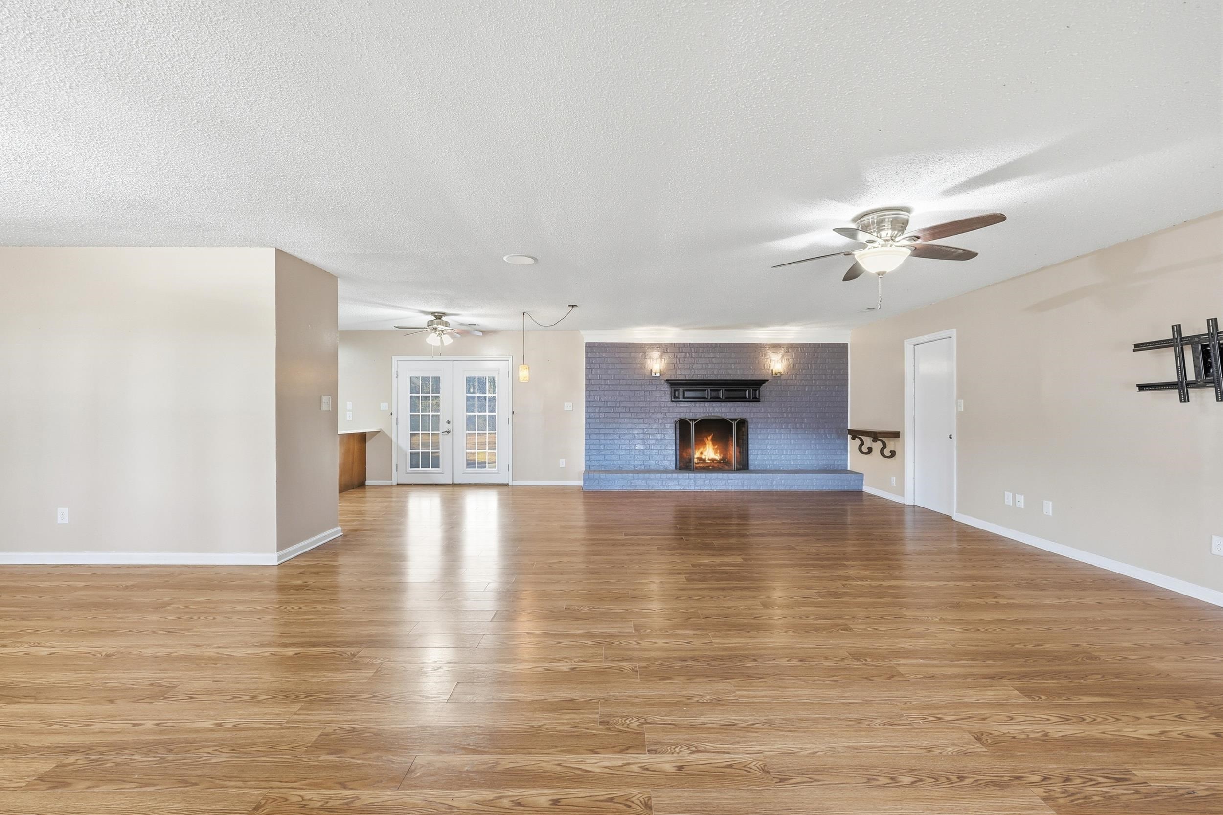 3054 Forestbrook Rd. Property Photo 32