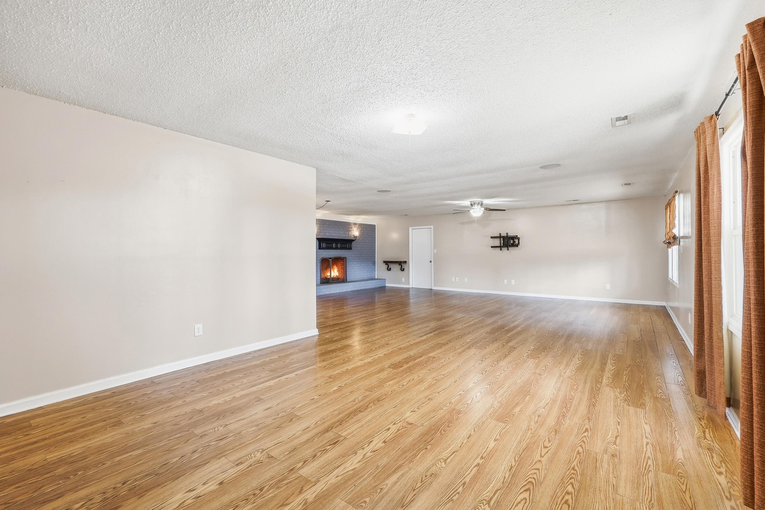 3054 Forestbrook Rd. Property Photo 35