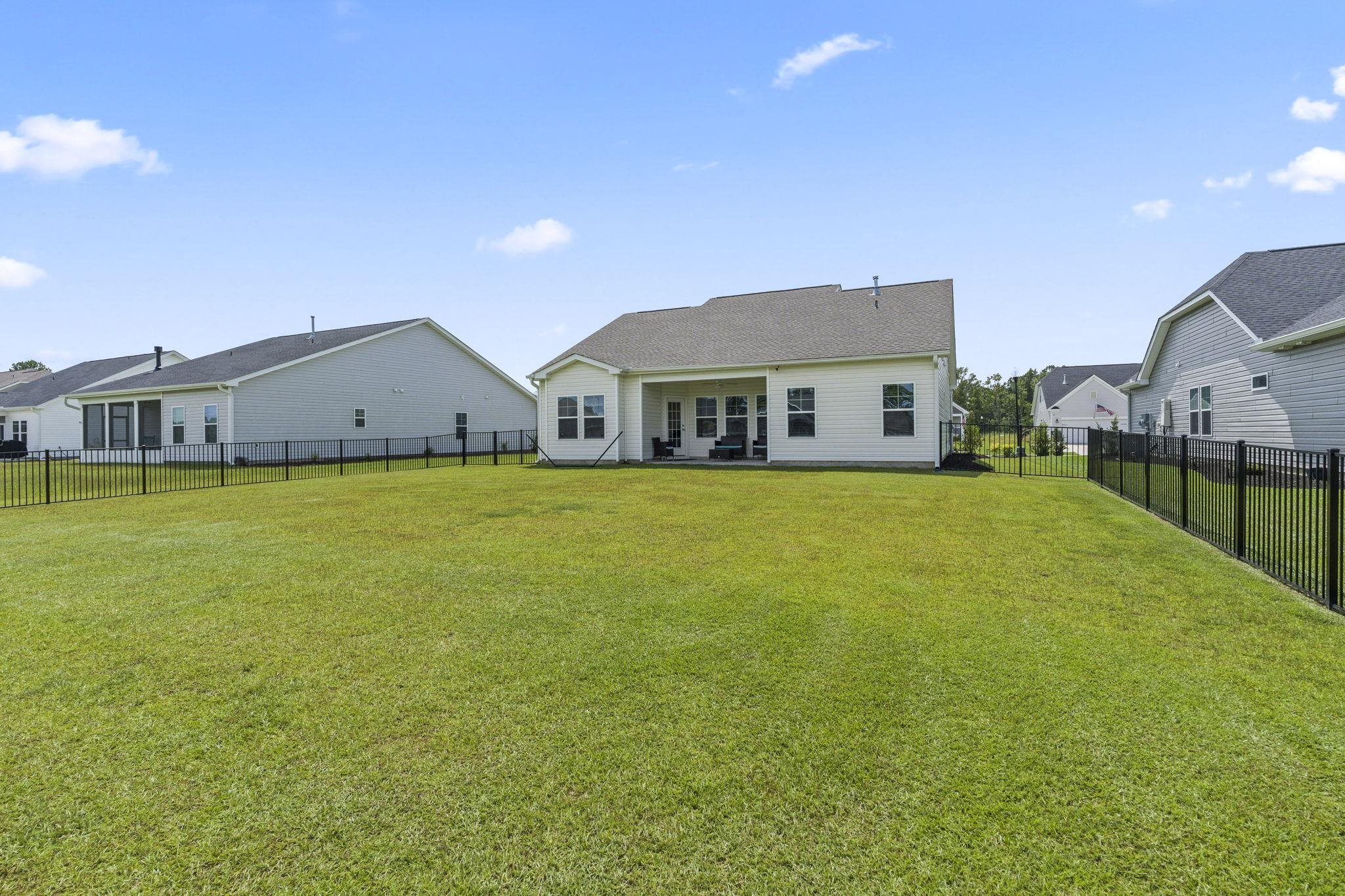 941 Oak Hollow St. Property Photo 33
