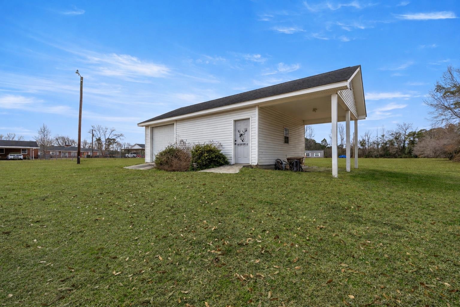 3813 West Marion St. Property Photo 3