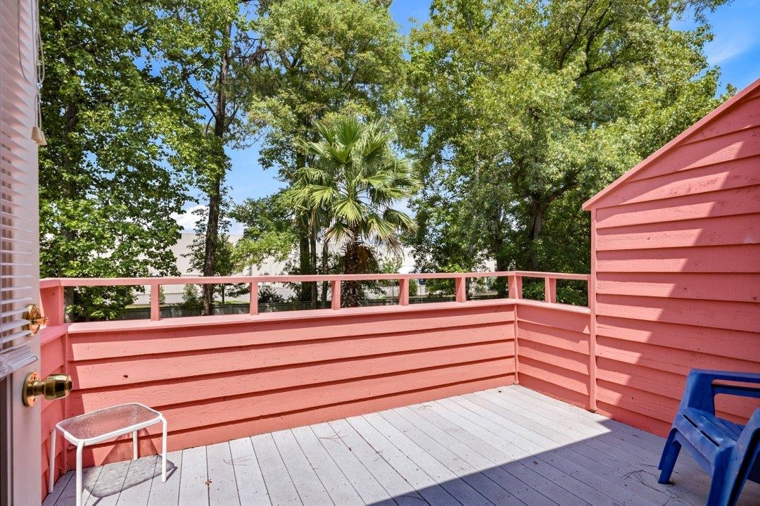 86 Shadow Moss Pl. Property Photo 3