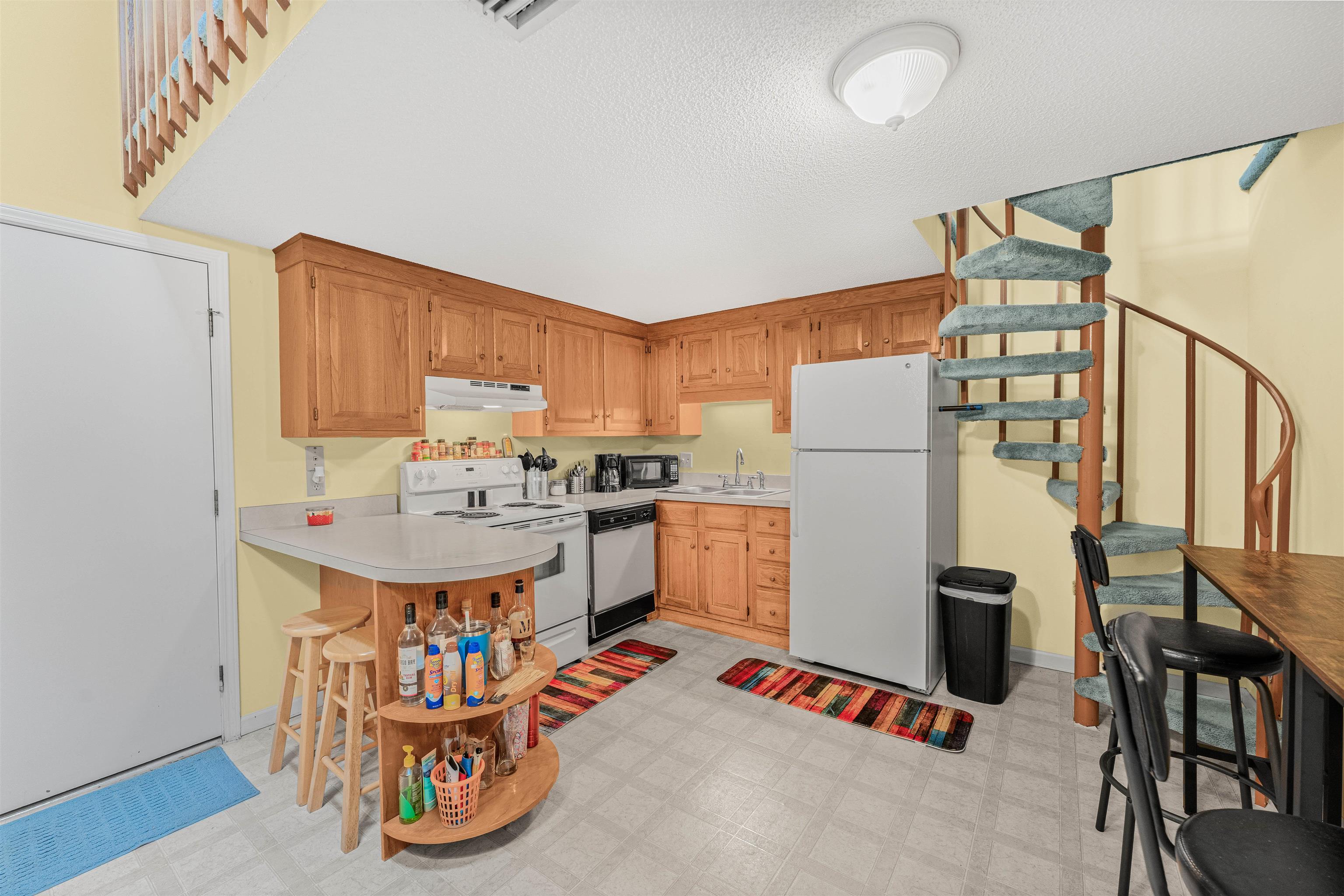 1205 Tiffany Ln. Property Photo 14