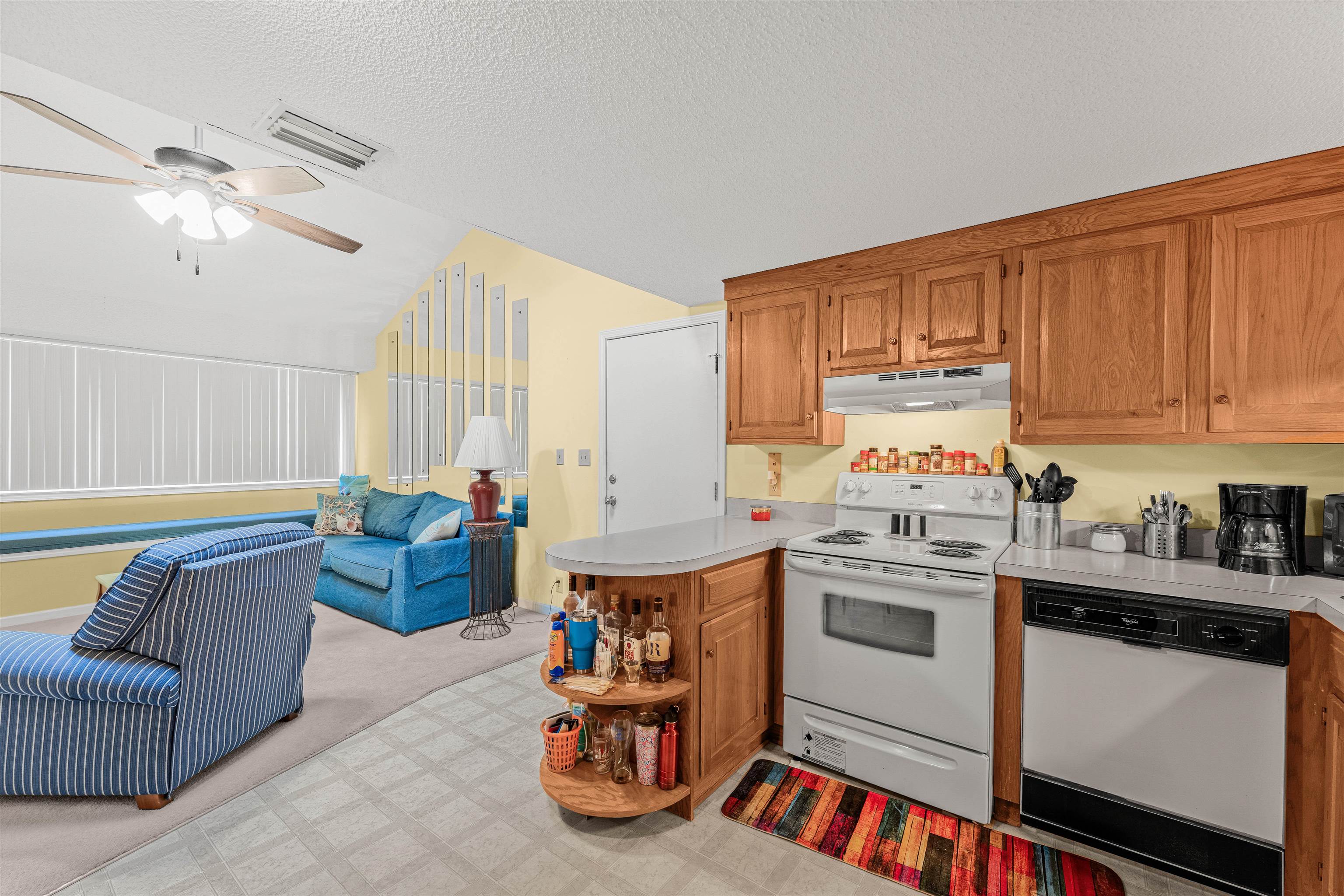 1205 Tiffany Ln. Property Photo 16