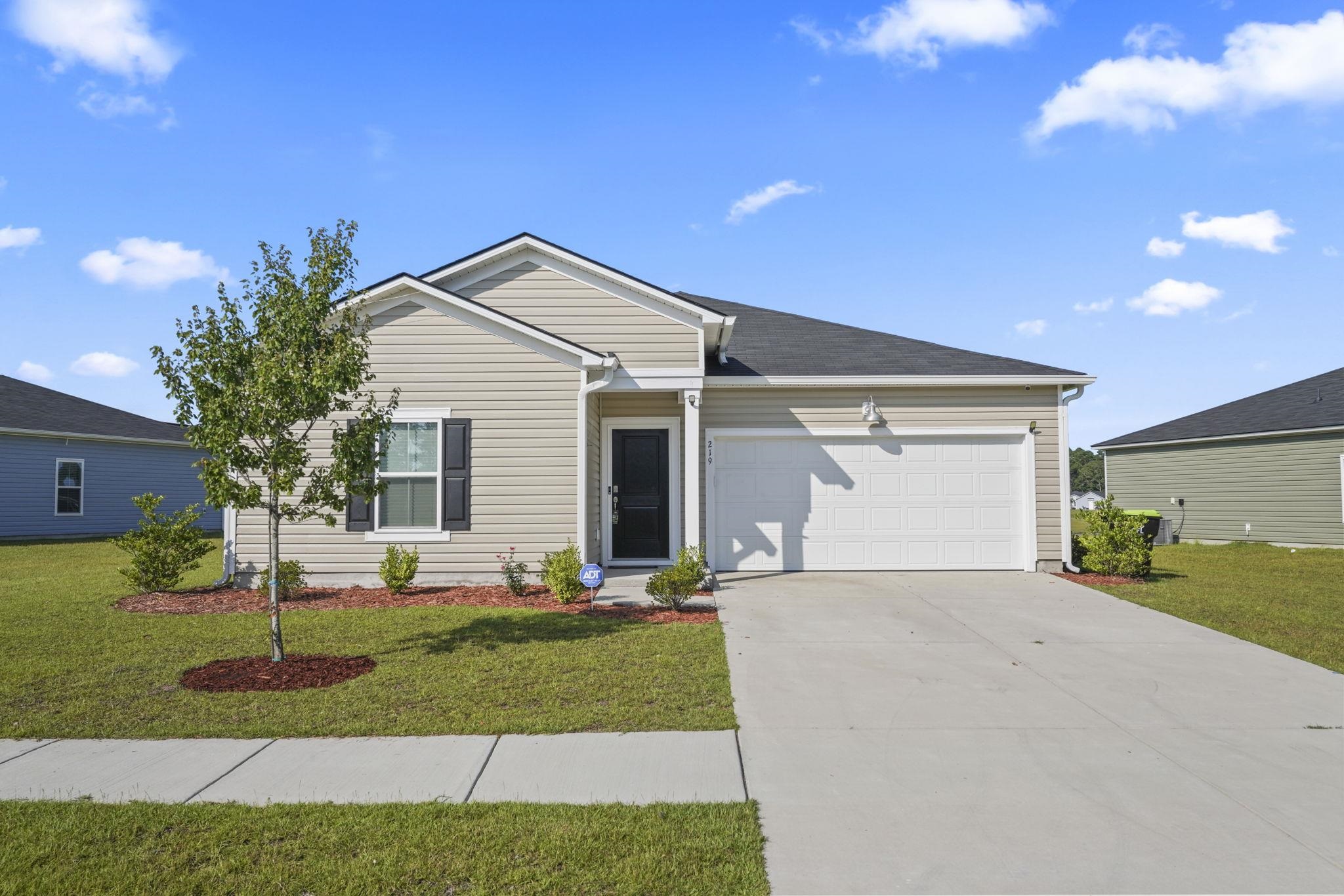 219 Warner Crossing Way Property Photo 1