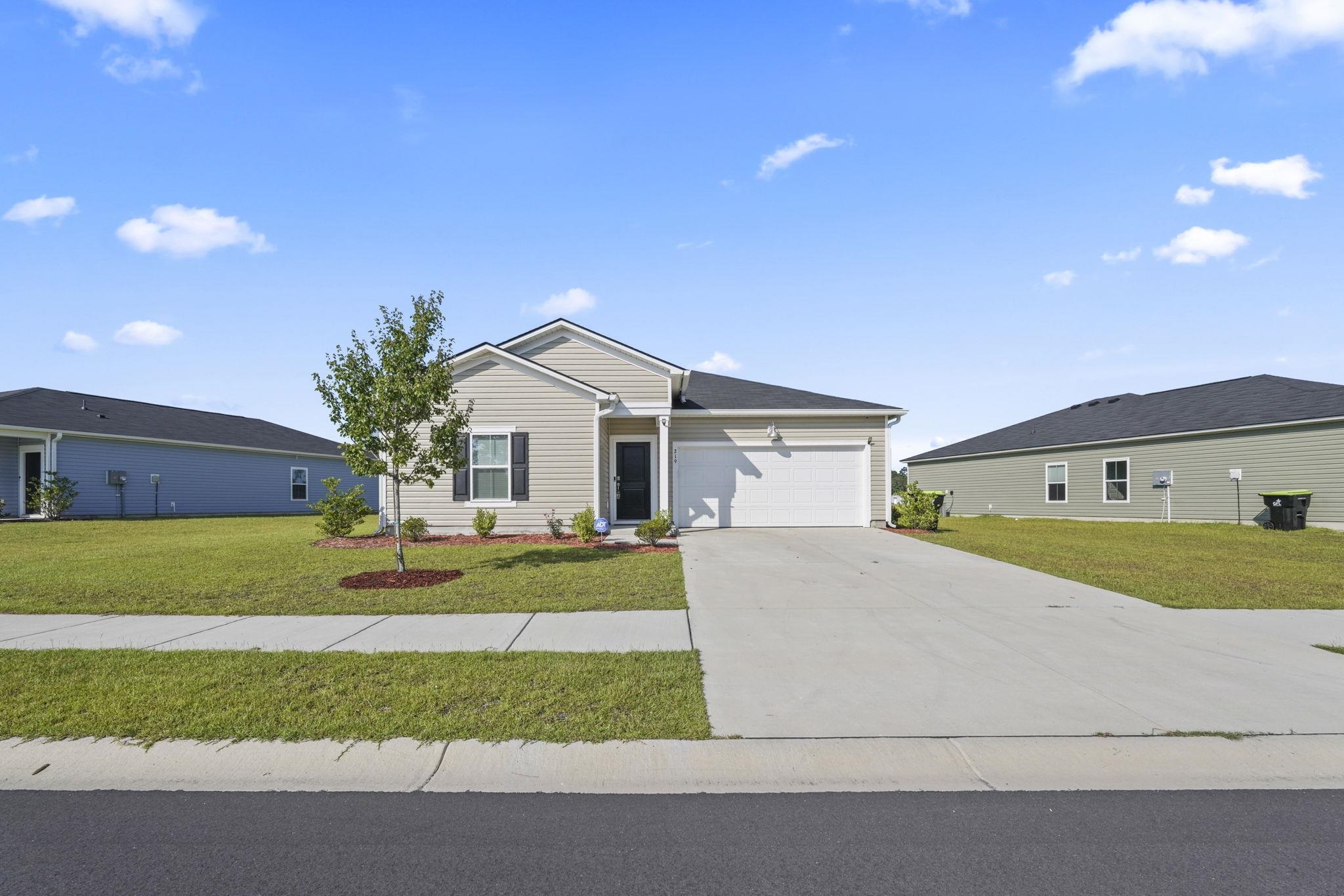 219 Warner Crossing Way Property Photo 2