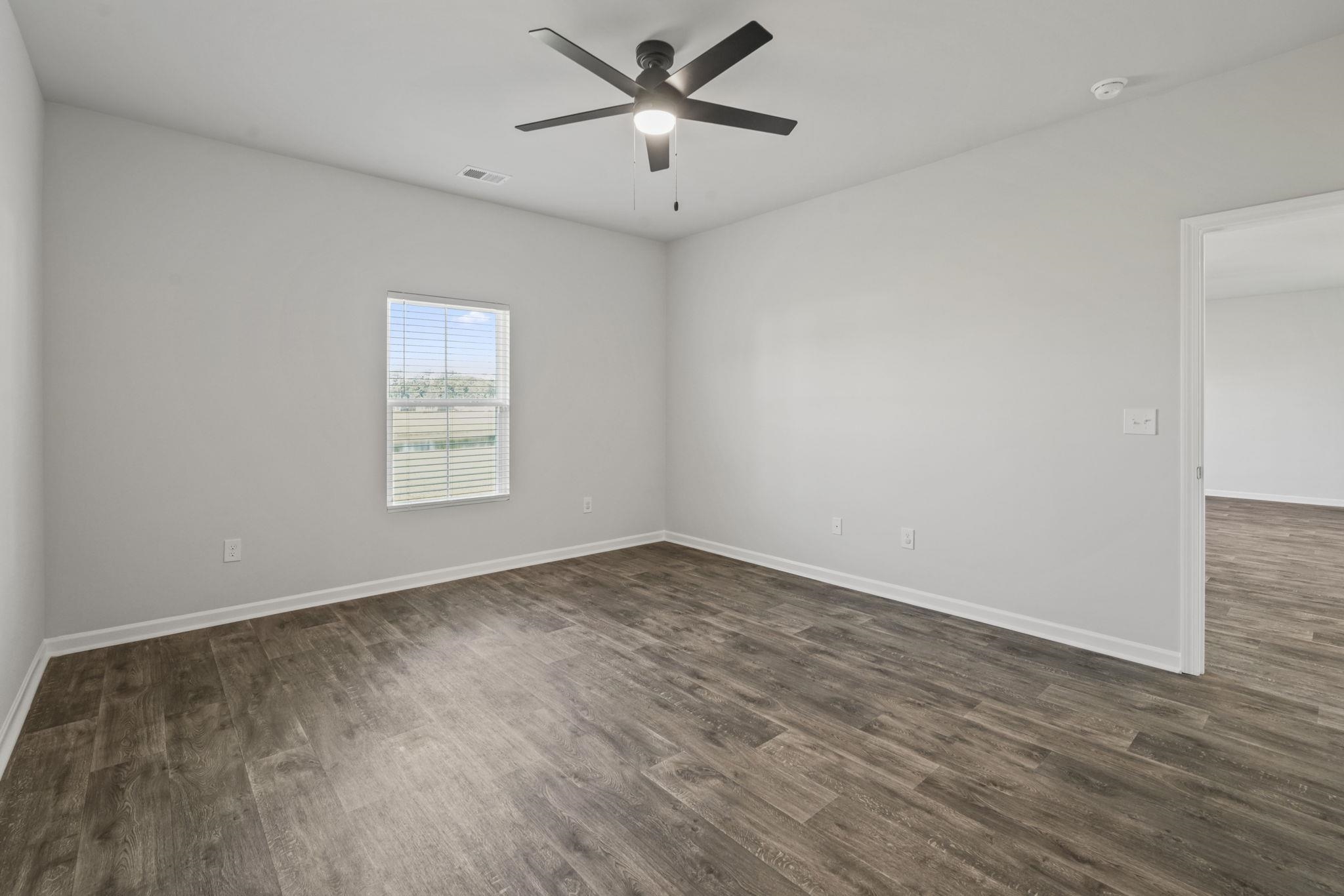 219 Warner Crossing Way Property Photo 35