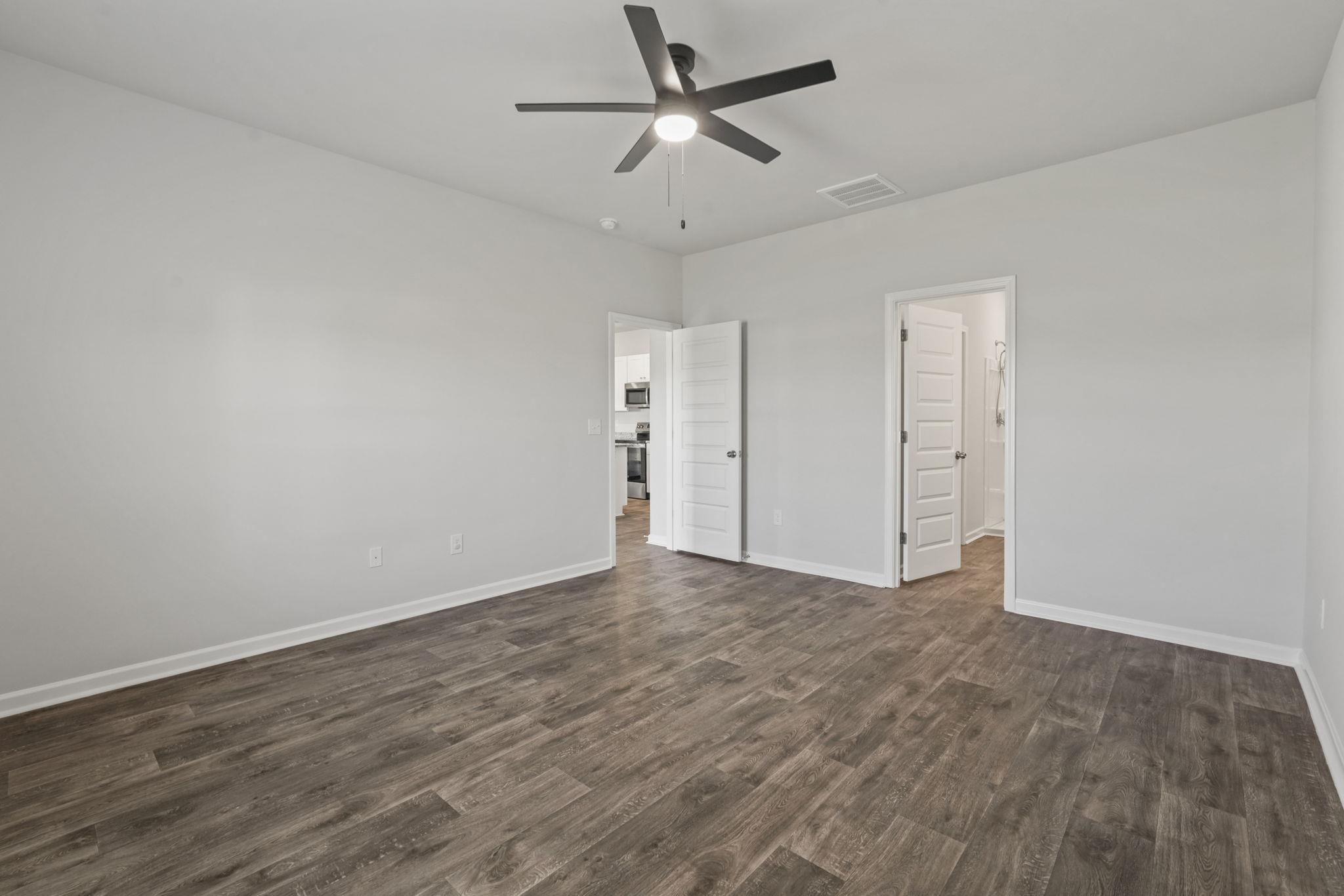 219 Warner Crossing Way Property Photo 36