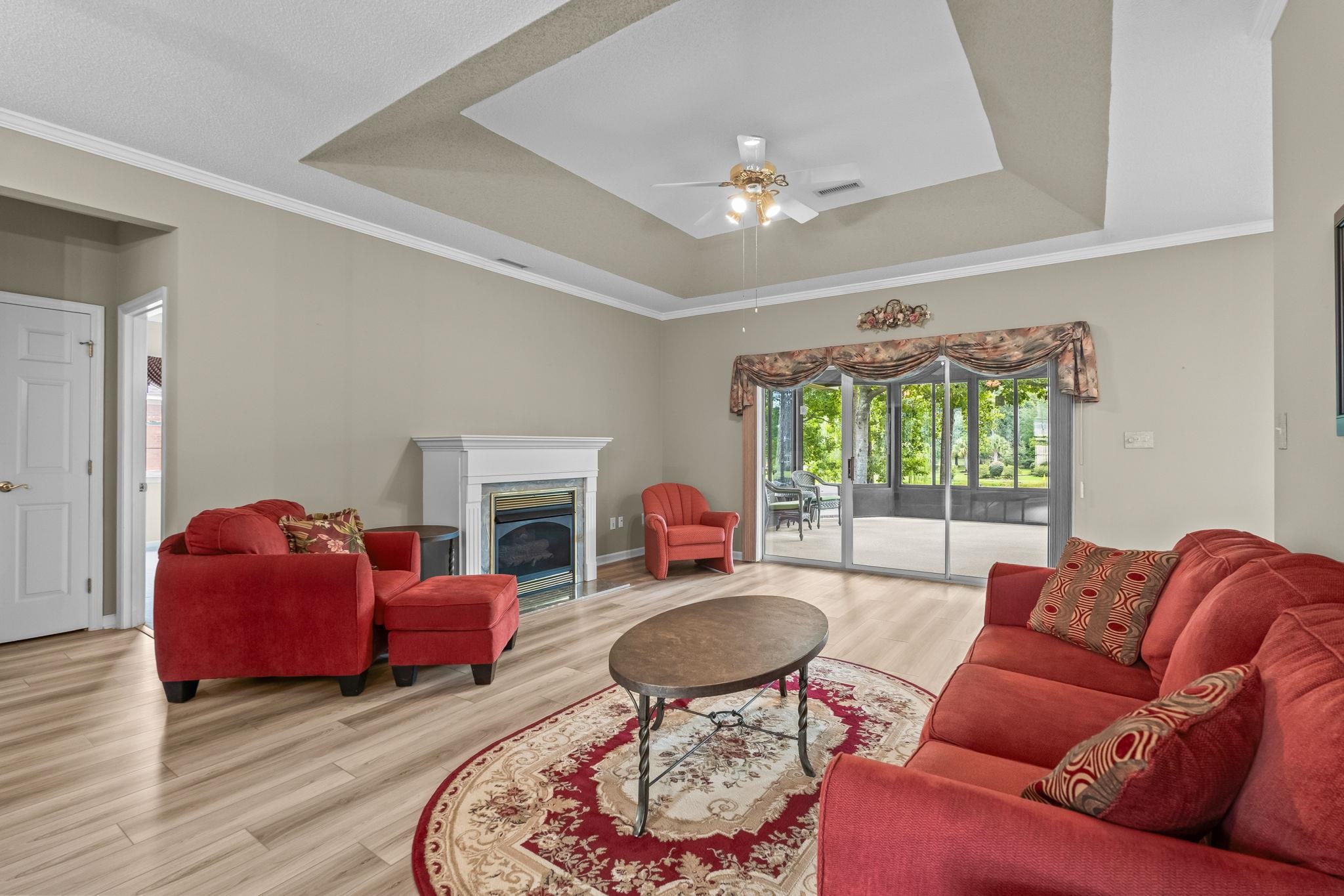 3111 Hermitage Dr. Property Photo 6