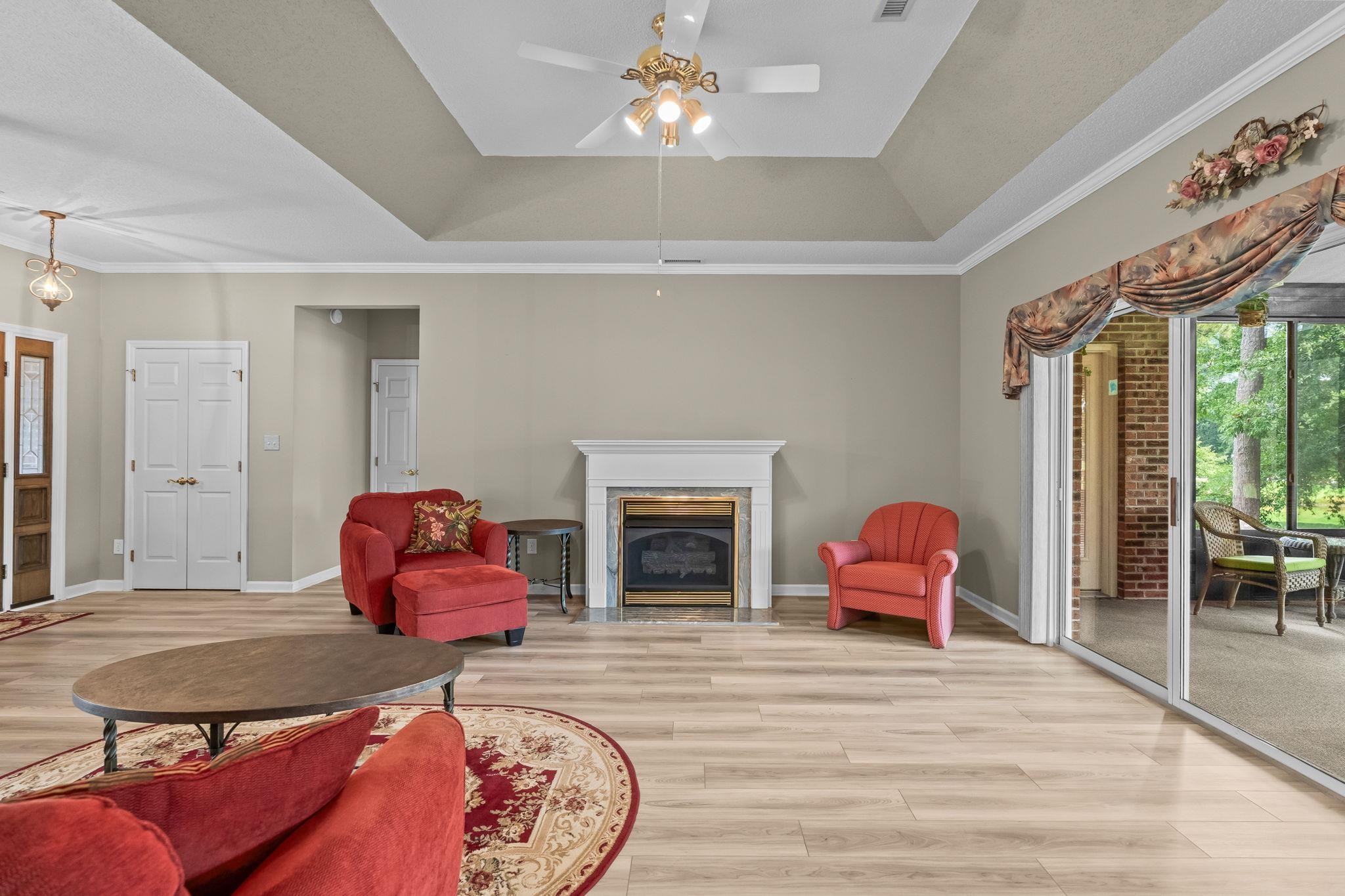 3111 Hermitage Dr. Property Photo 10