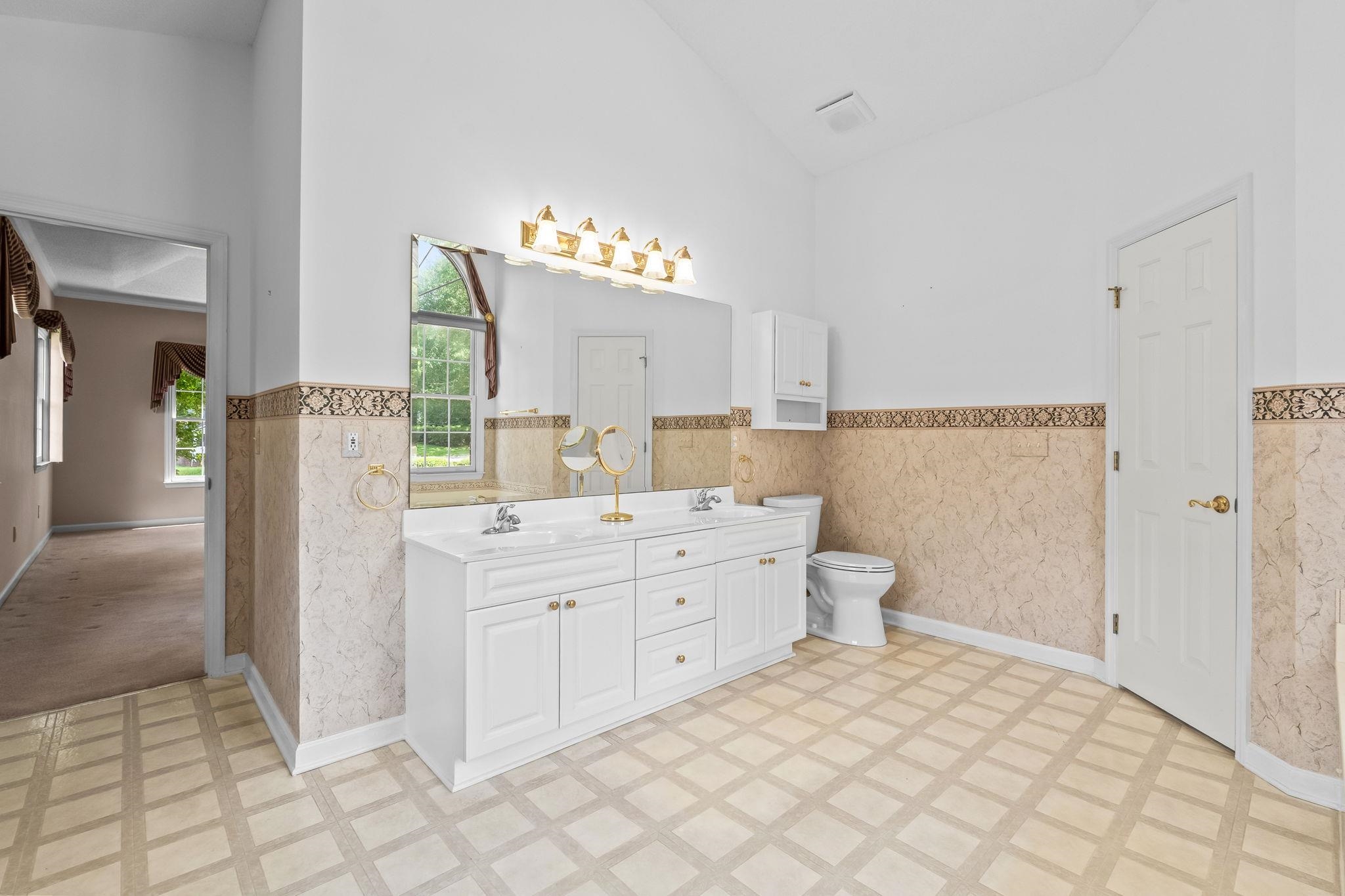 3111 Hermitage Dr. Property Photo 31