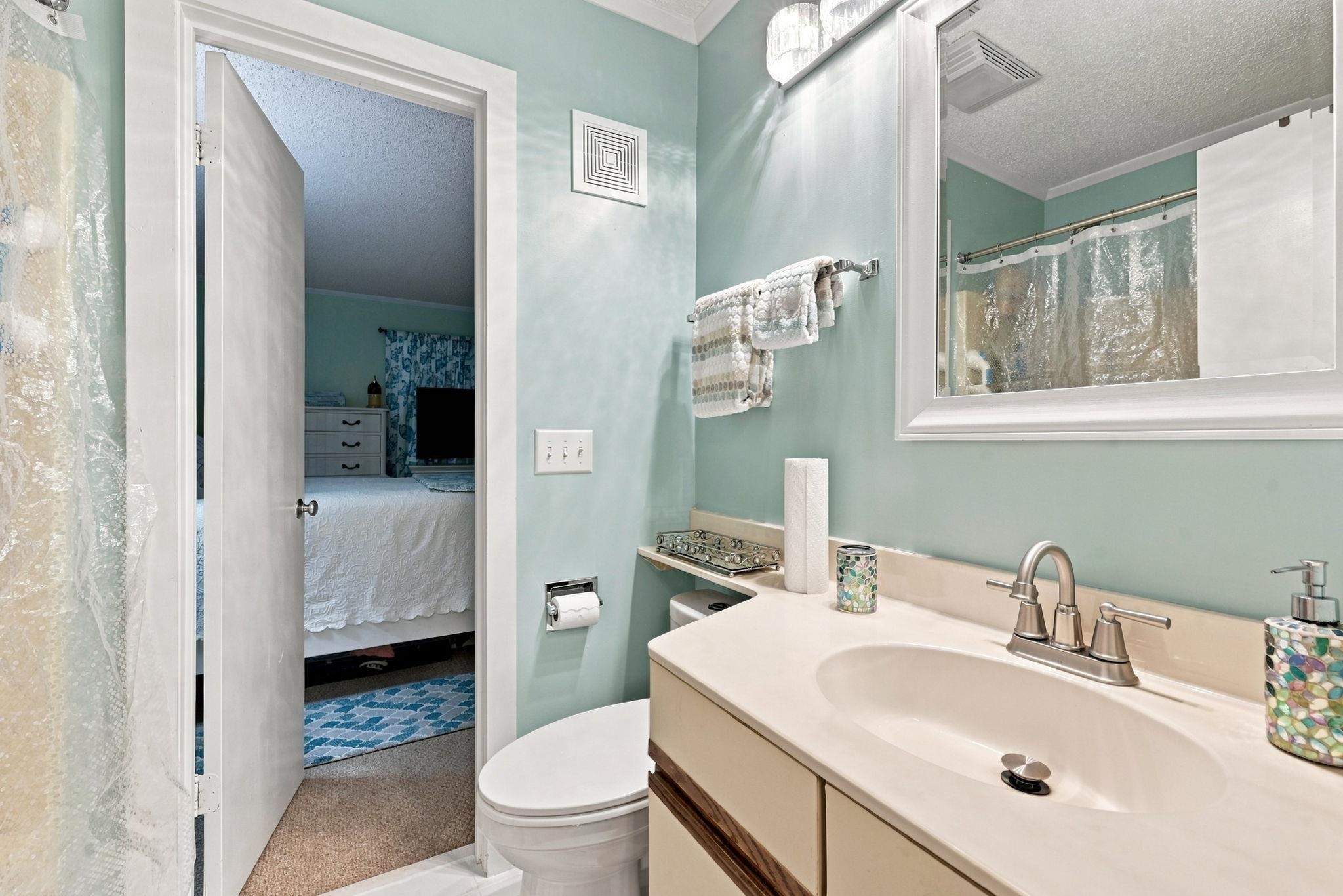 415 Ocean Creek Dr. Property Photo 11