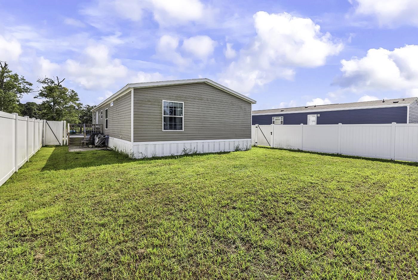 227 Air Stream Dr. Property Photo 25