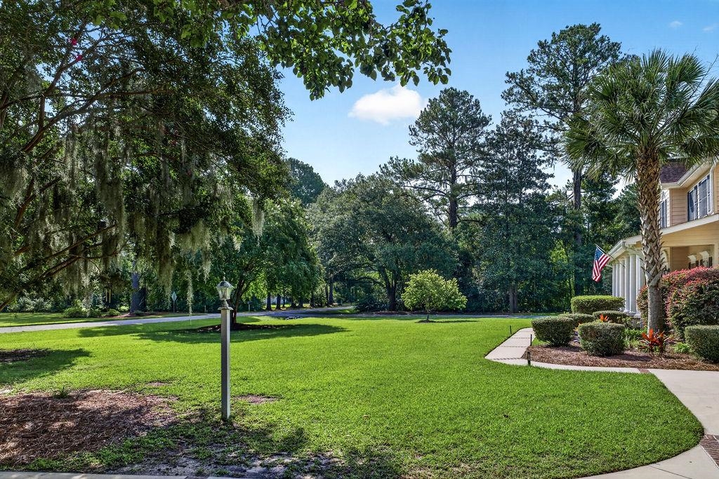 810 River Oaks Circle Property Photo 16