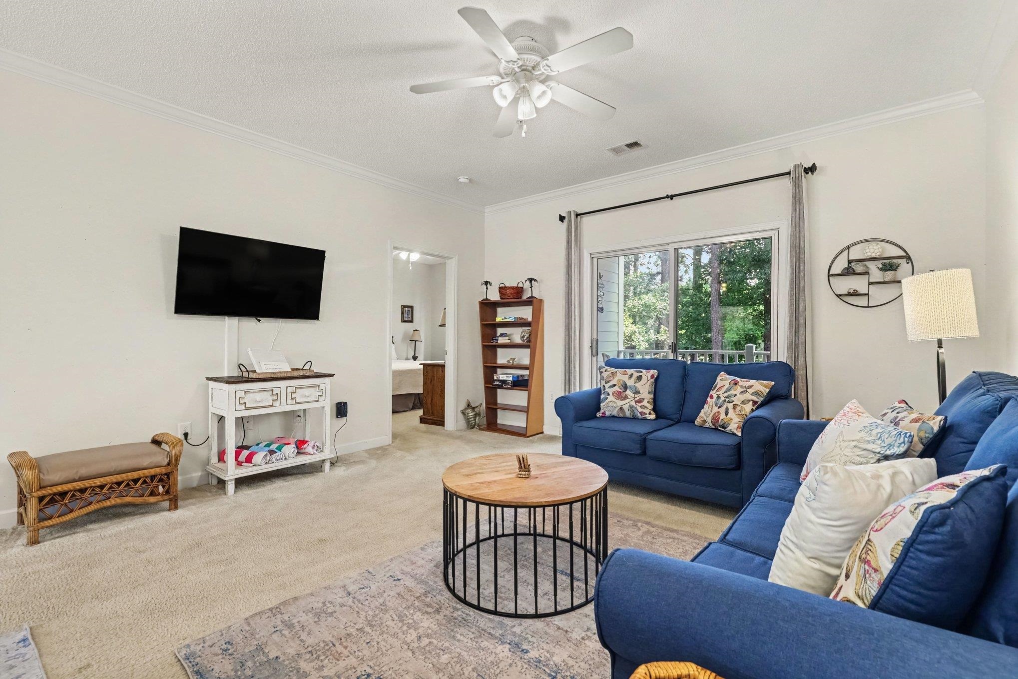 6253 Catalina Dr. Property Photo 6