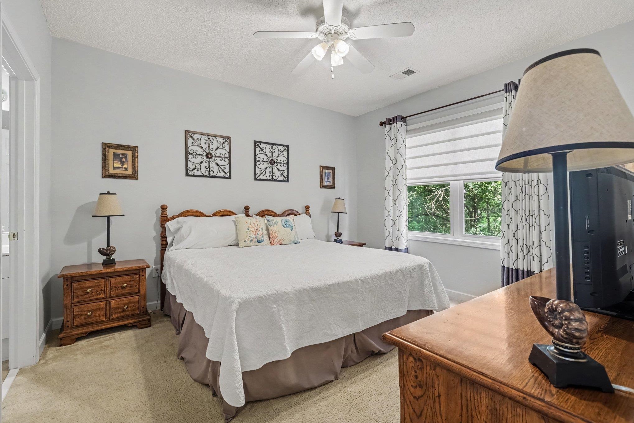 6253 Catalina Dr. Property Photo 13