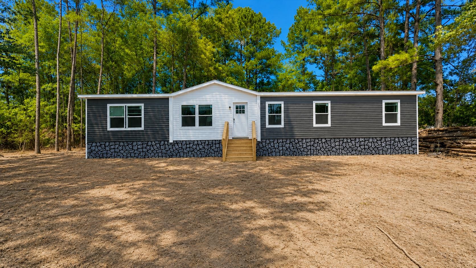 215 Eva Dr. Property Photo 1