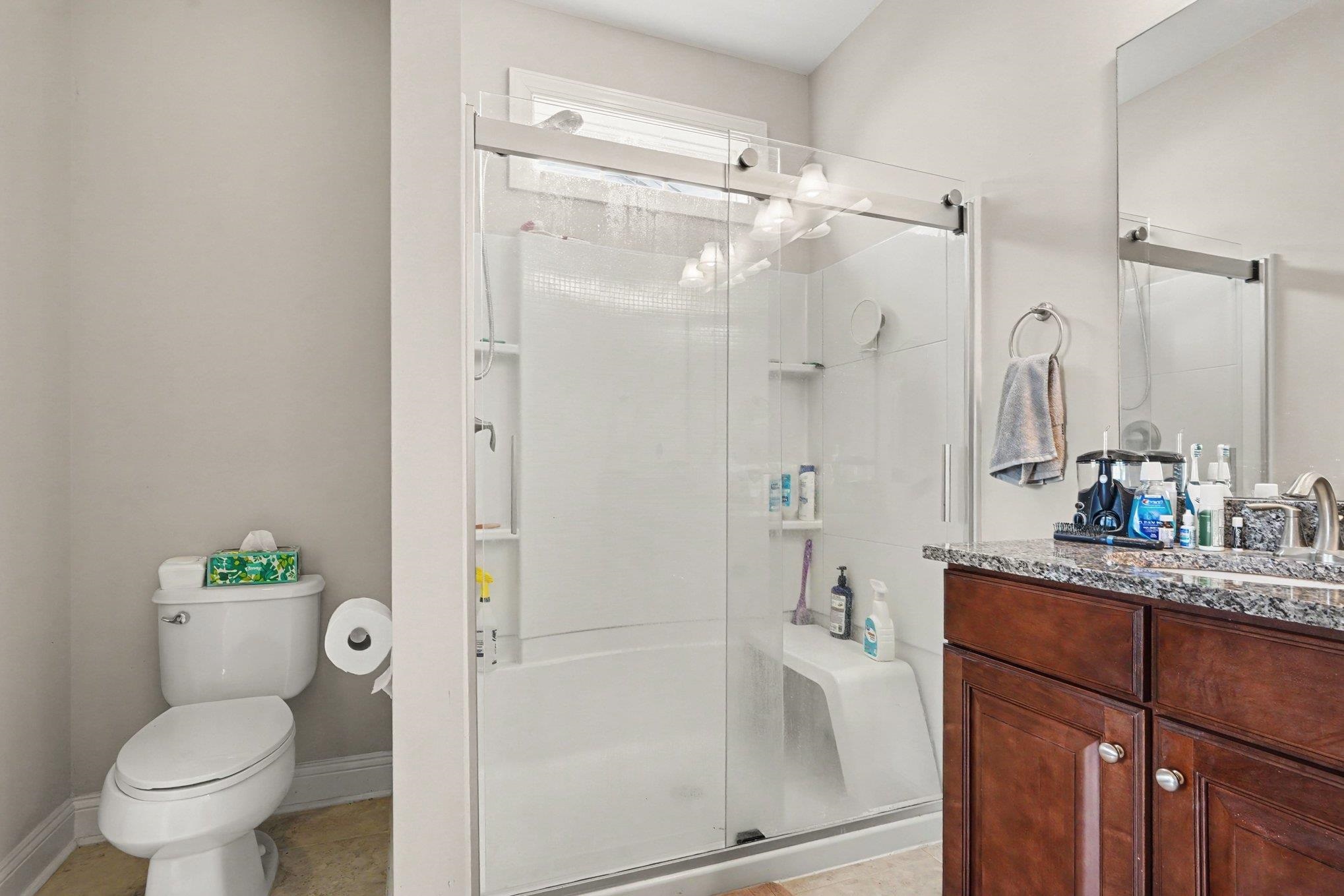 768 Devon Estate Ave. Property Photo 20