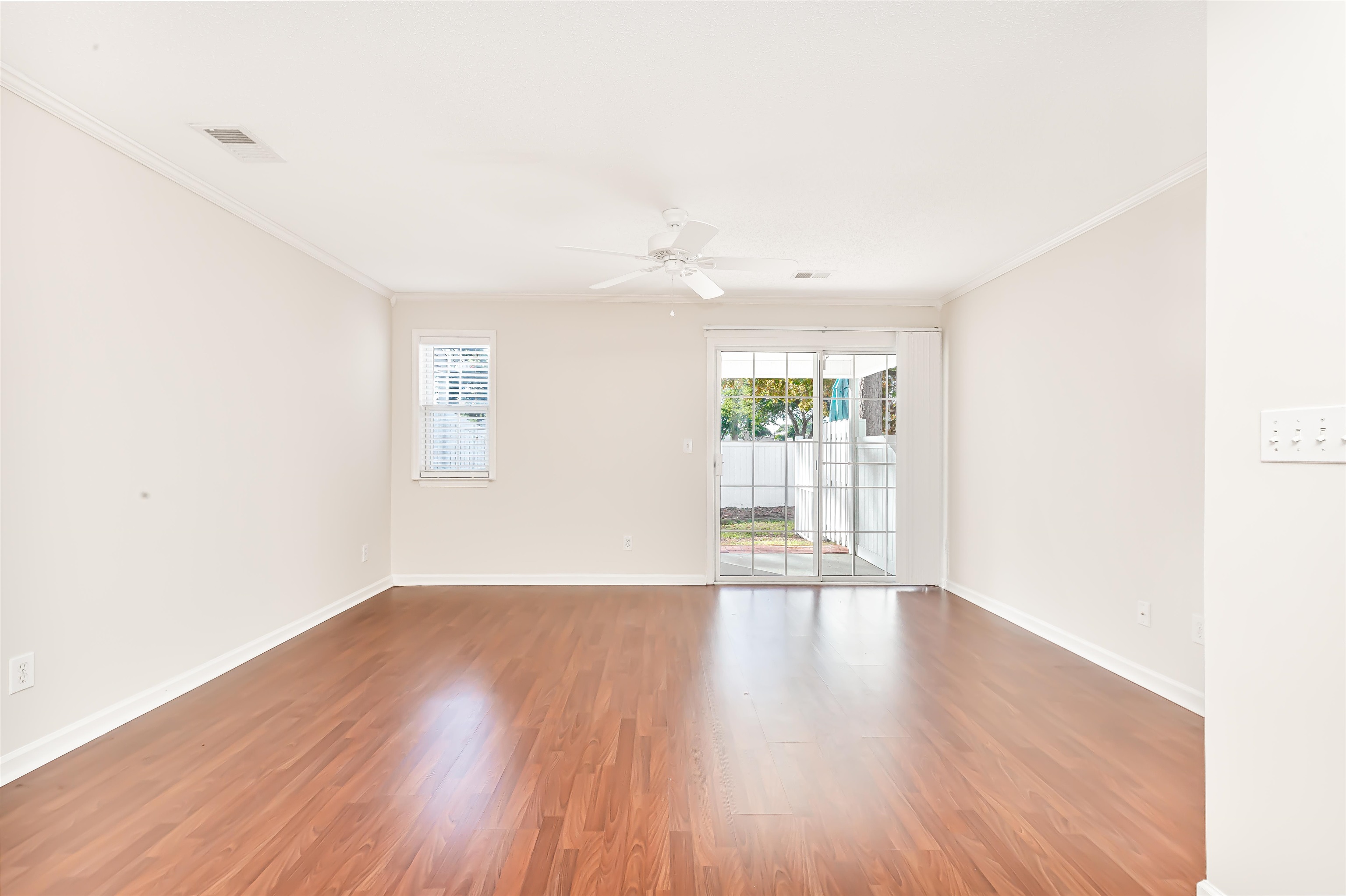 3555 Crepe Myrtle Ct. Property Photo 14