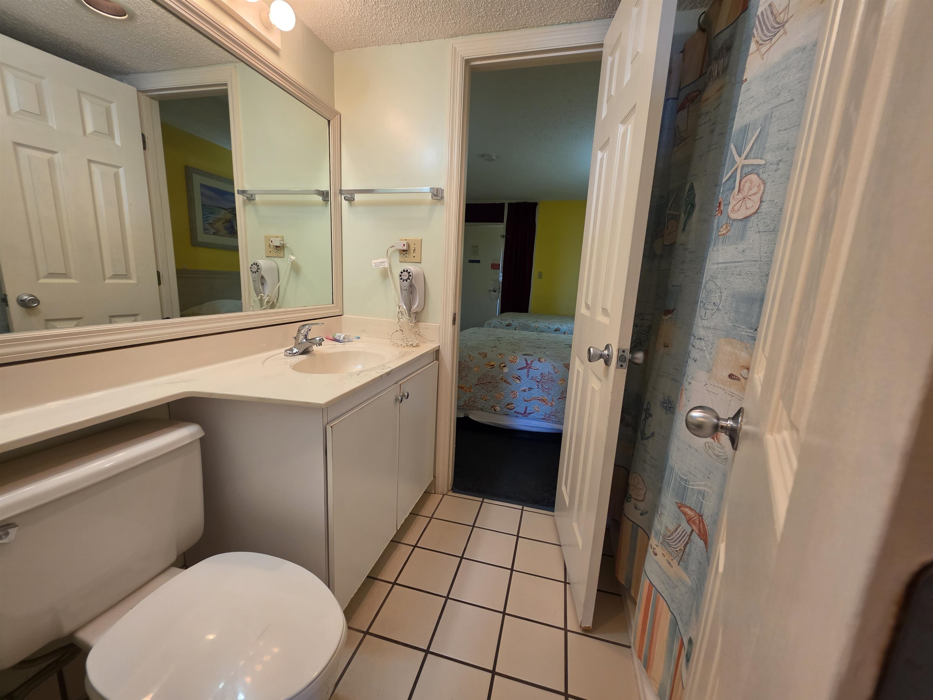 210 75th Ave N Property Photo 9