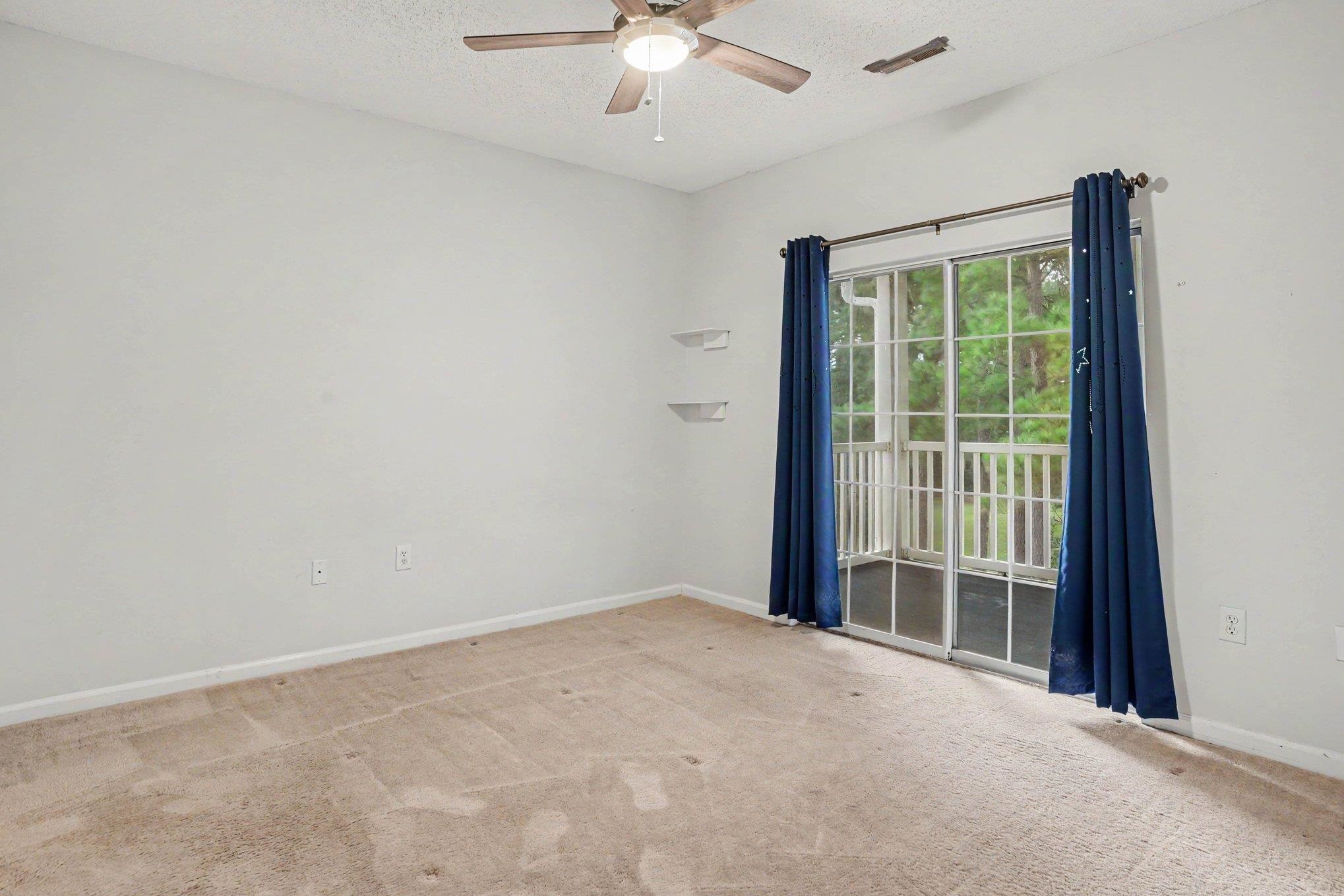 246 Sun Colony Blvd. Property Photo 14