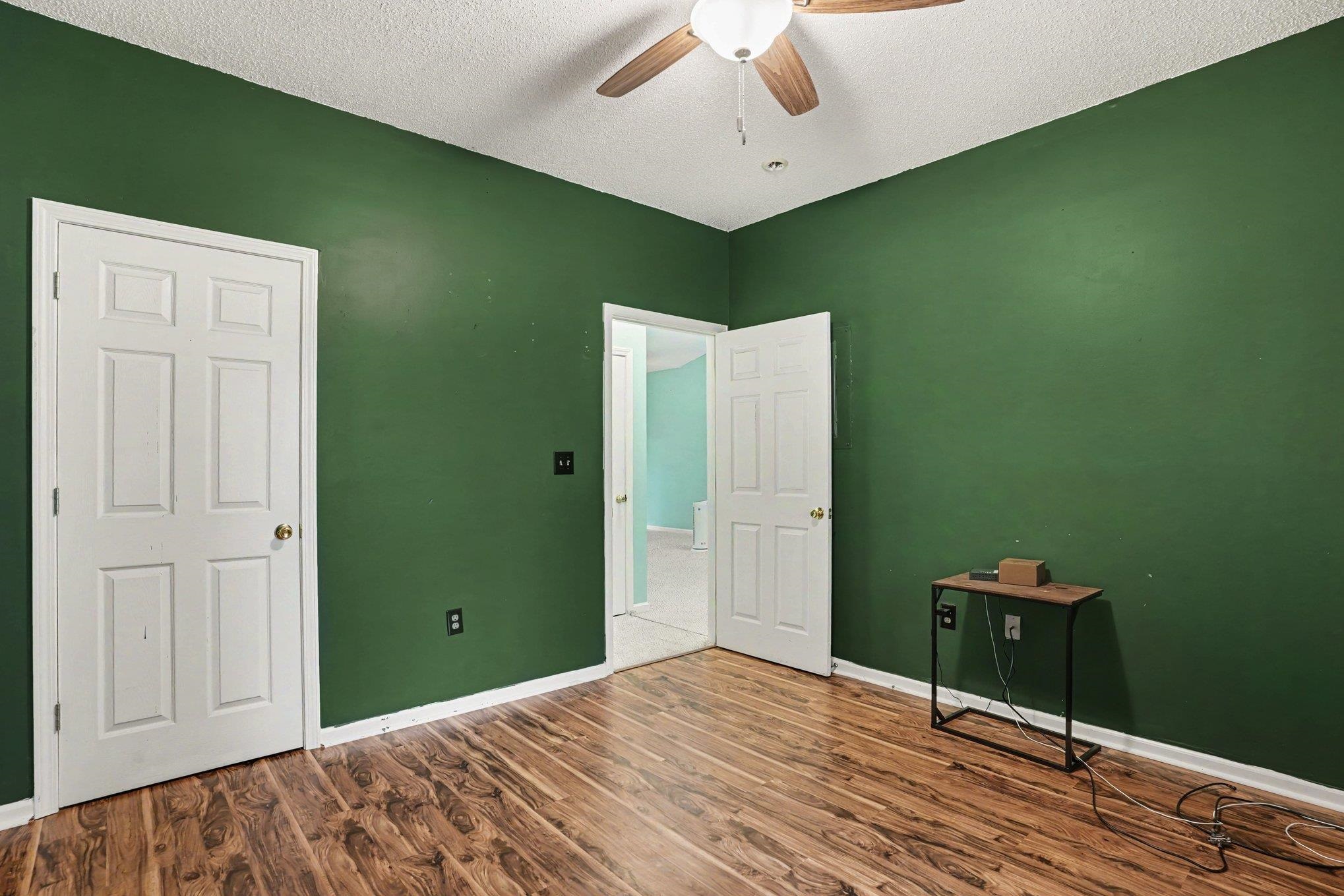 246 Sun Colony Blvd. Property Photo 20