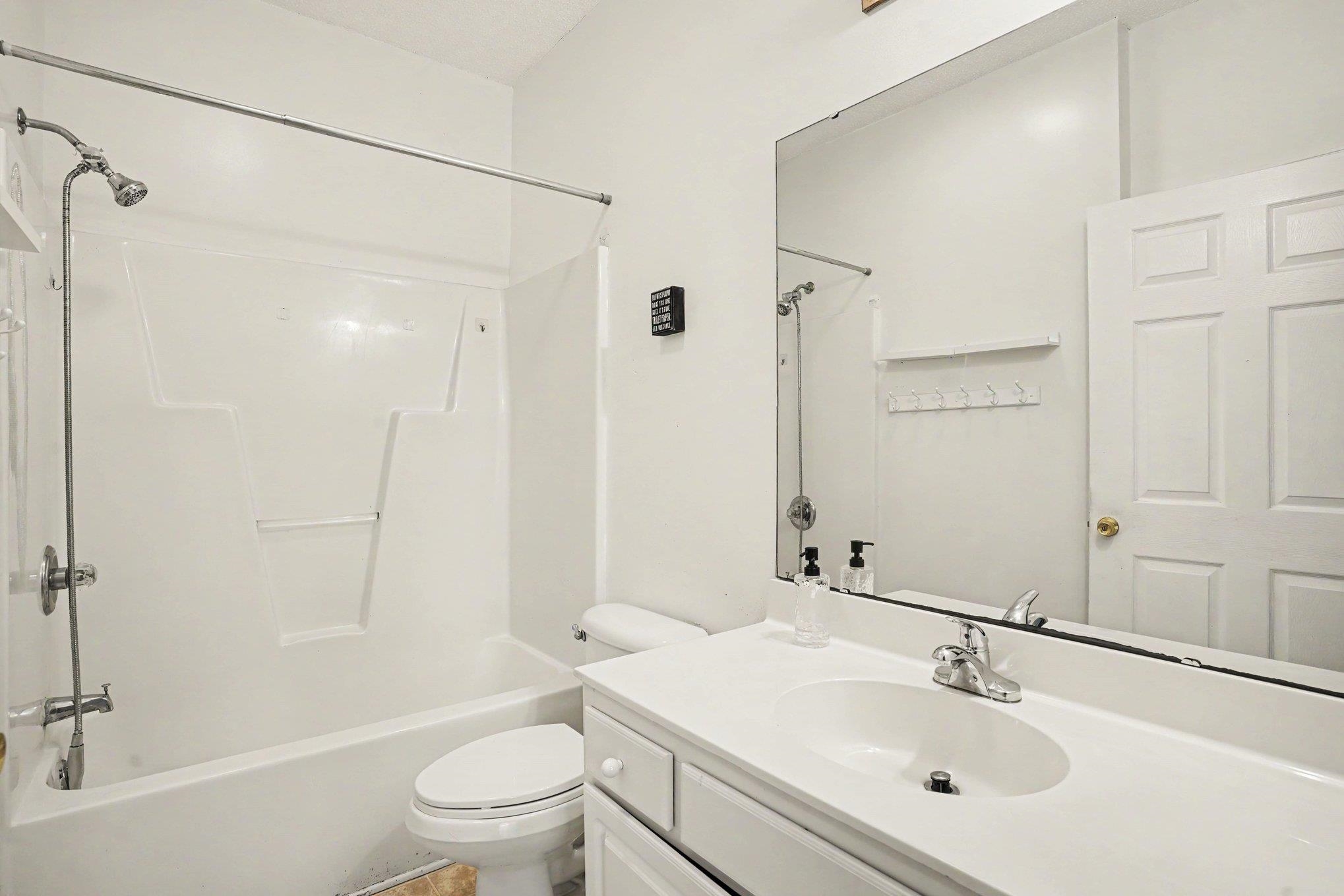 246 Sun Colony Blvd. Property Photo 21