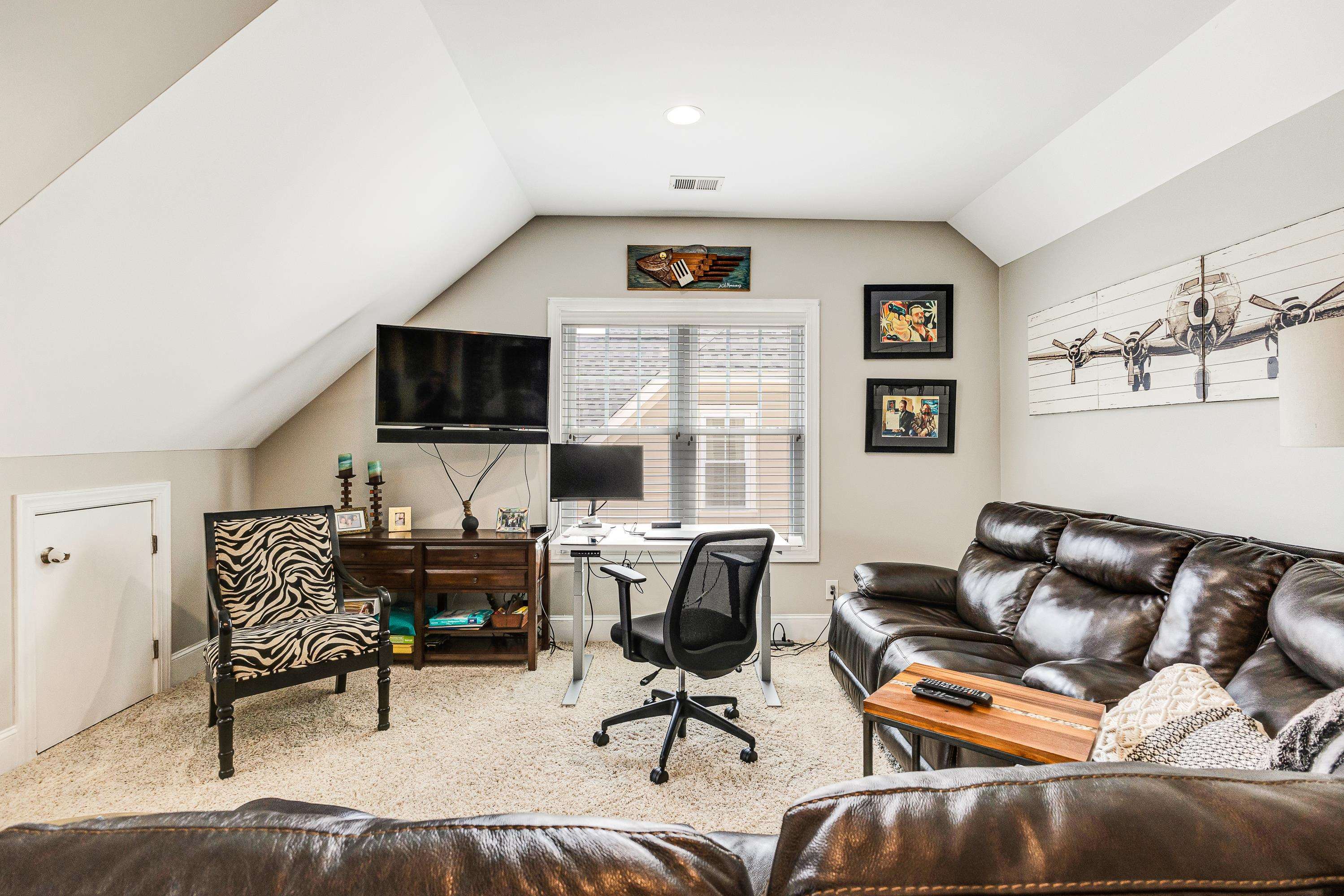 1127 Sea Bourne Way Property Photo 37