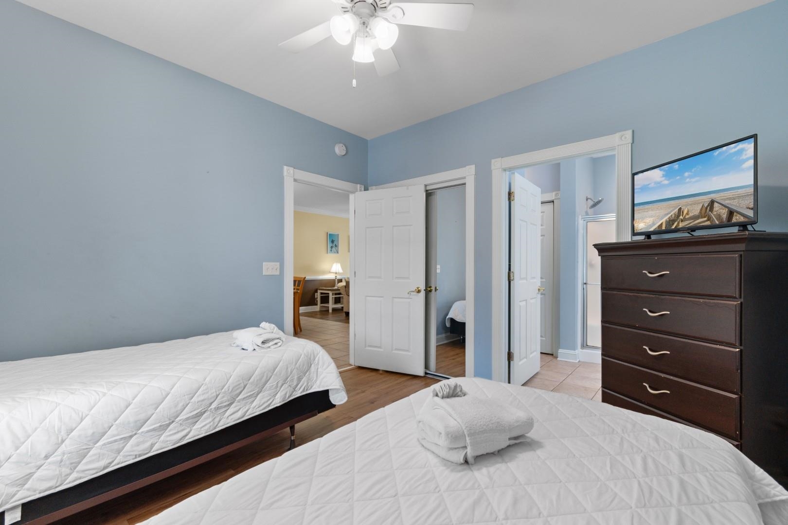 4837 Luster Leaf Circle Property Photo 31