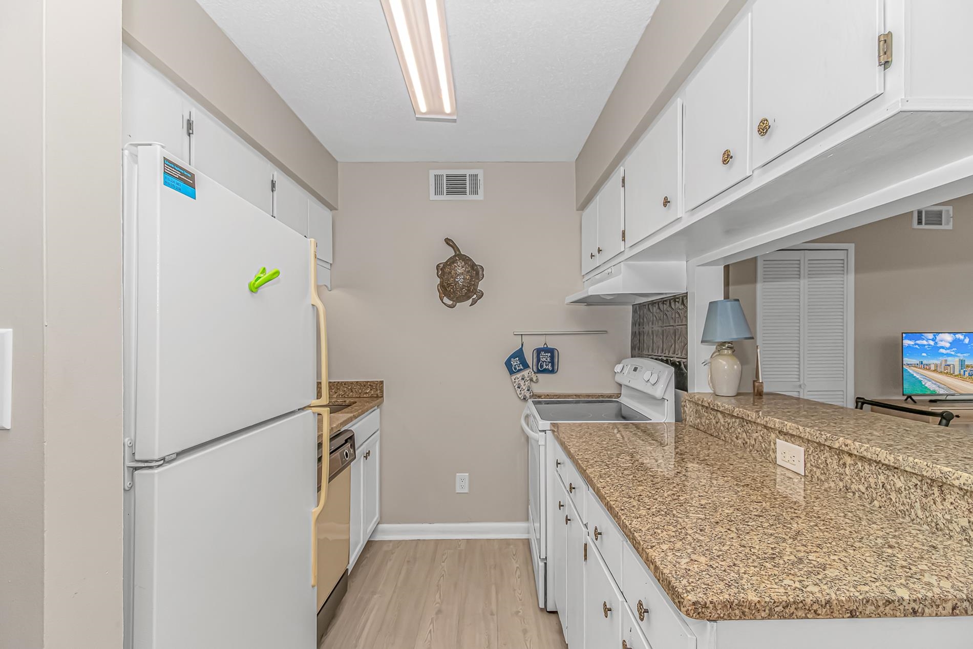 10168 Beach Dr. Property Photo 10