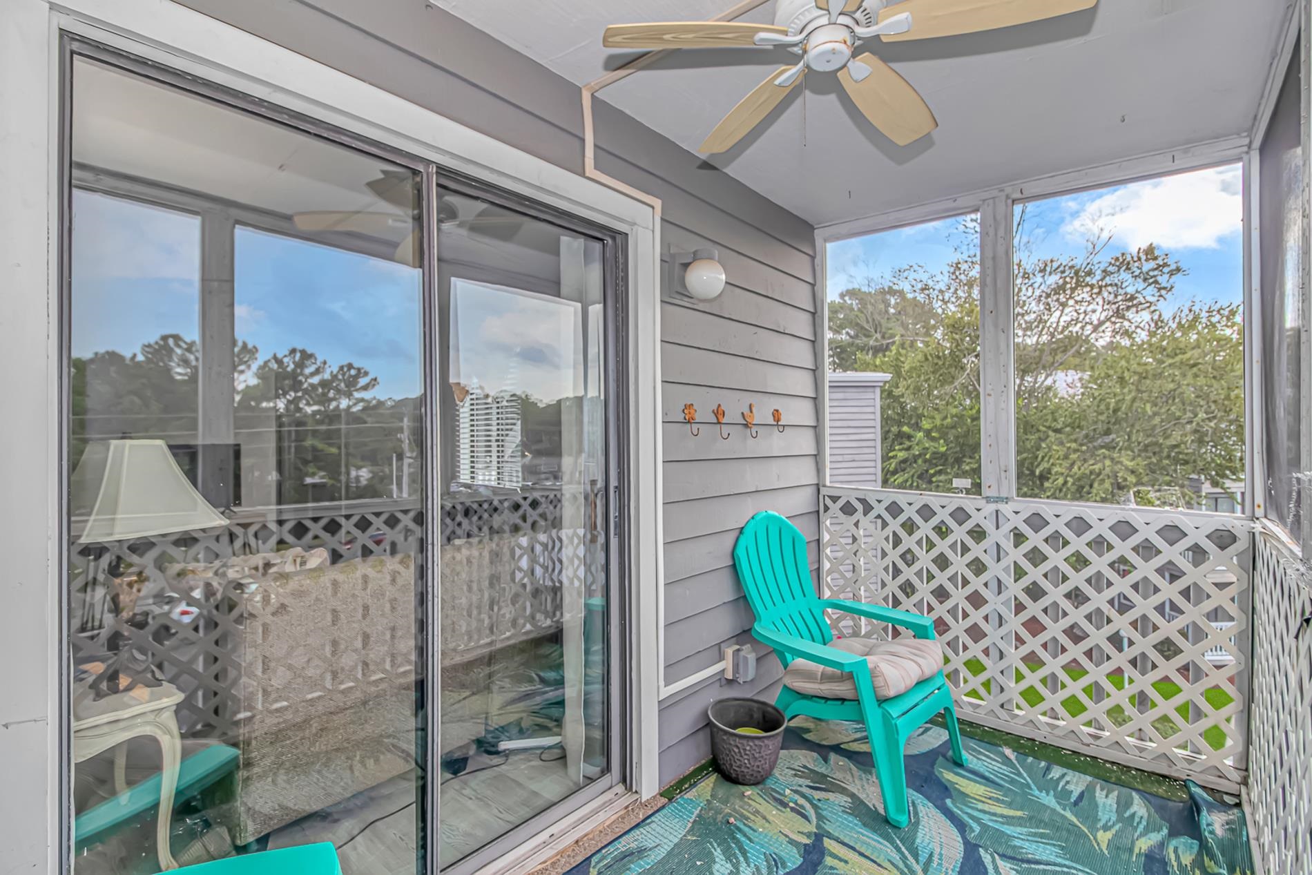 10168 Beach Dr. Property Photo 16