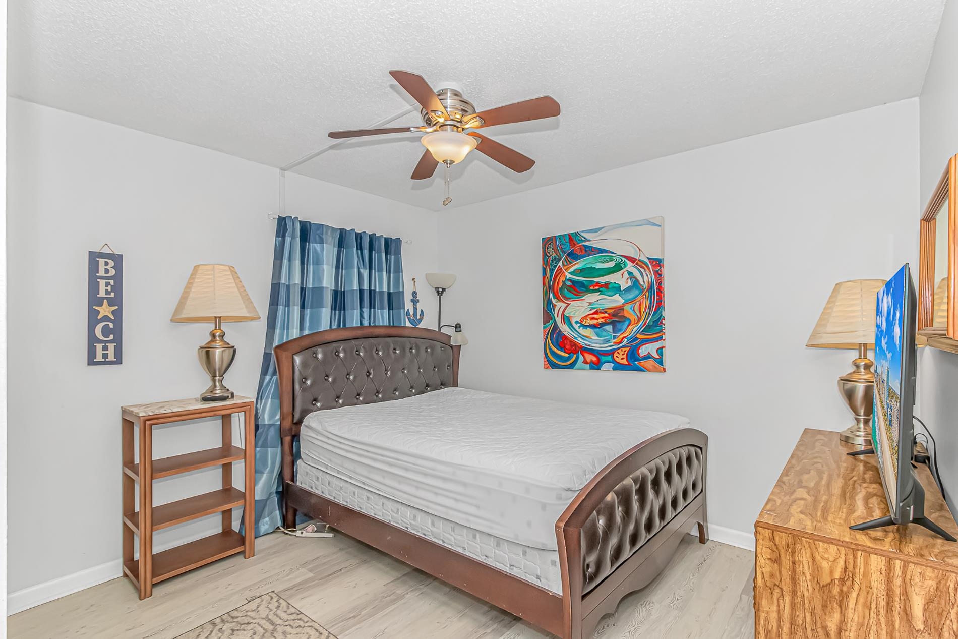 10168 Beach Dr. Property Photo 18