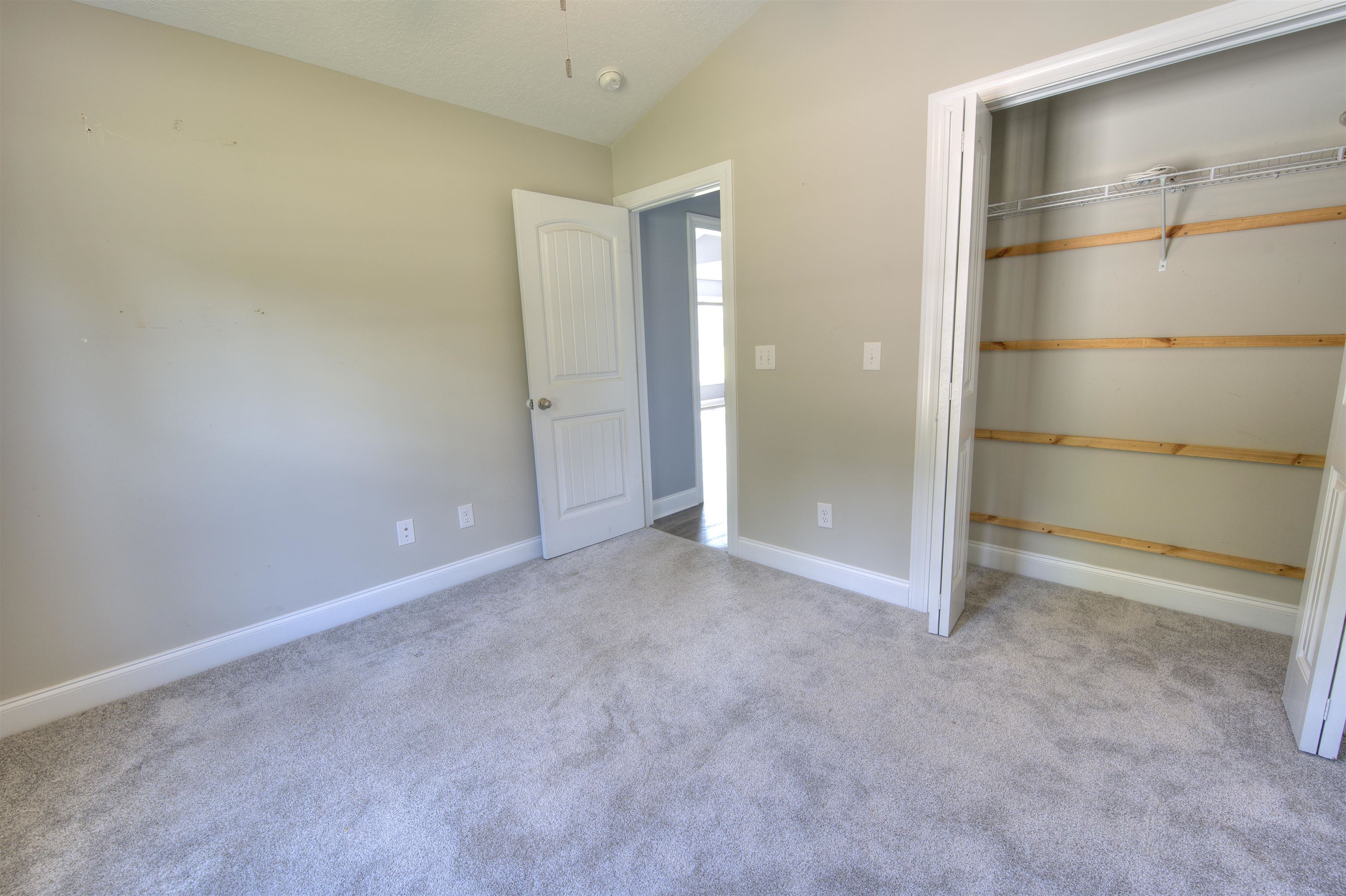 2587 Southern Crest Dr. Property Photo 22