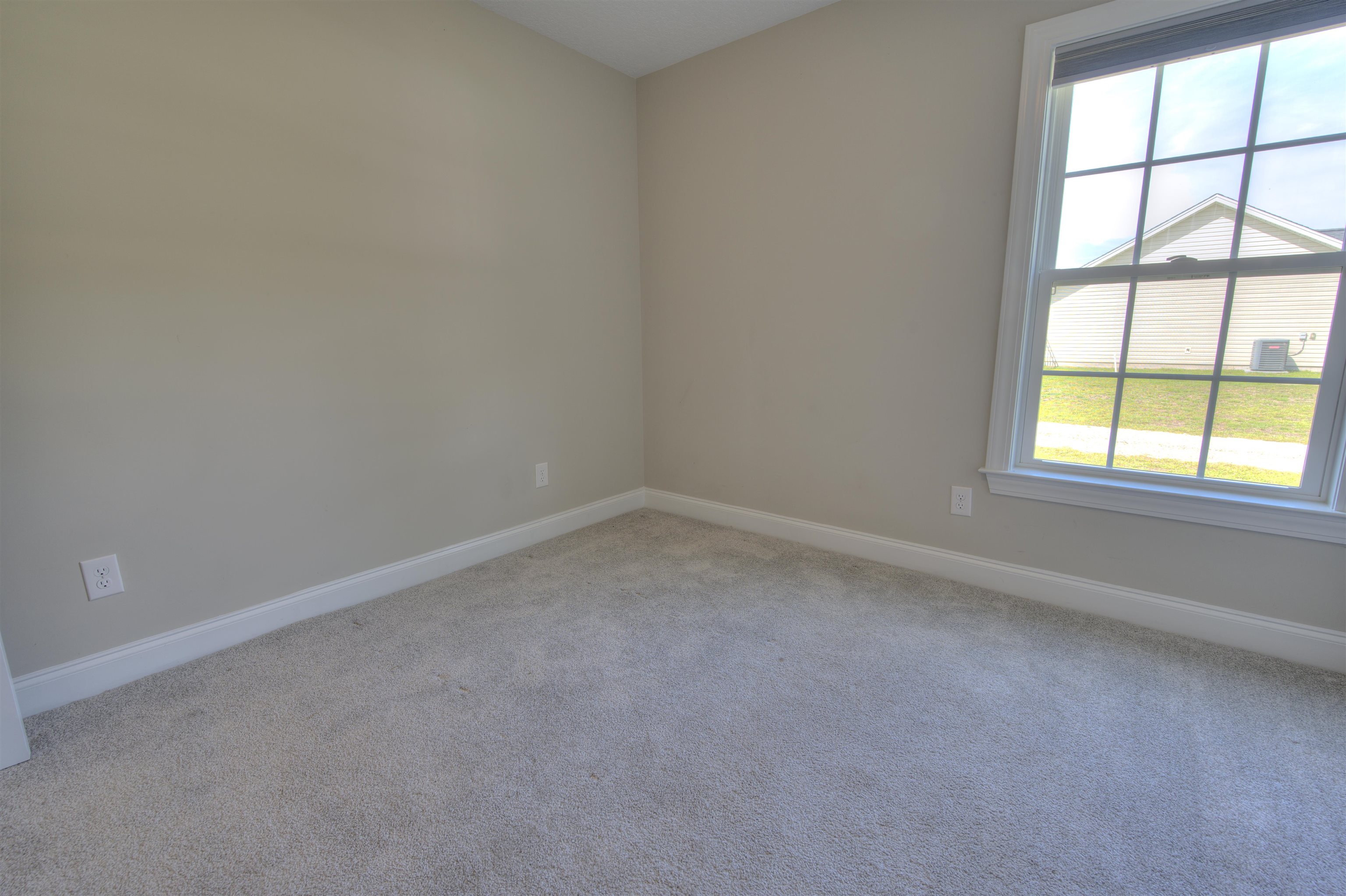 2587 Southern Crest Dr. Property Photo 26