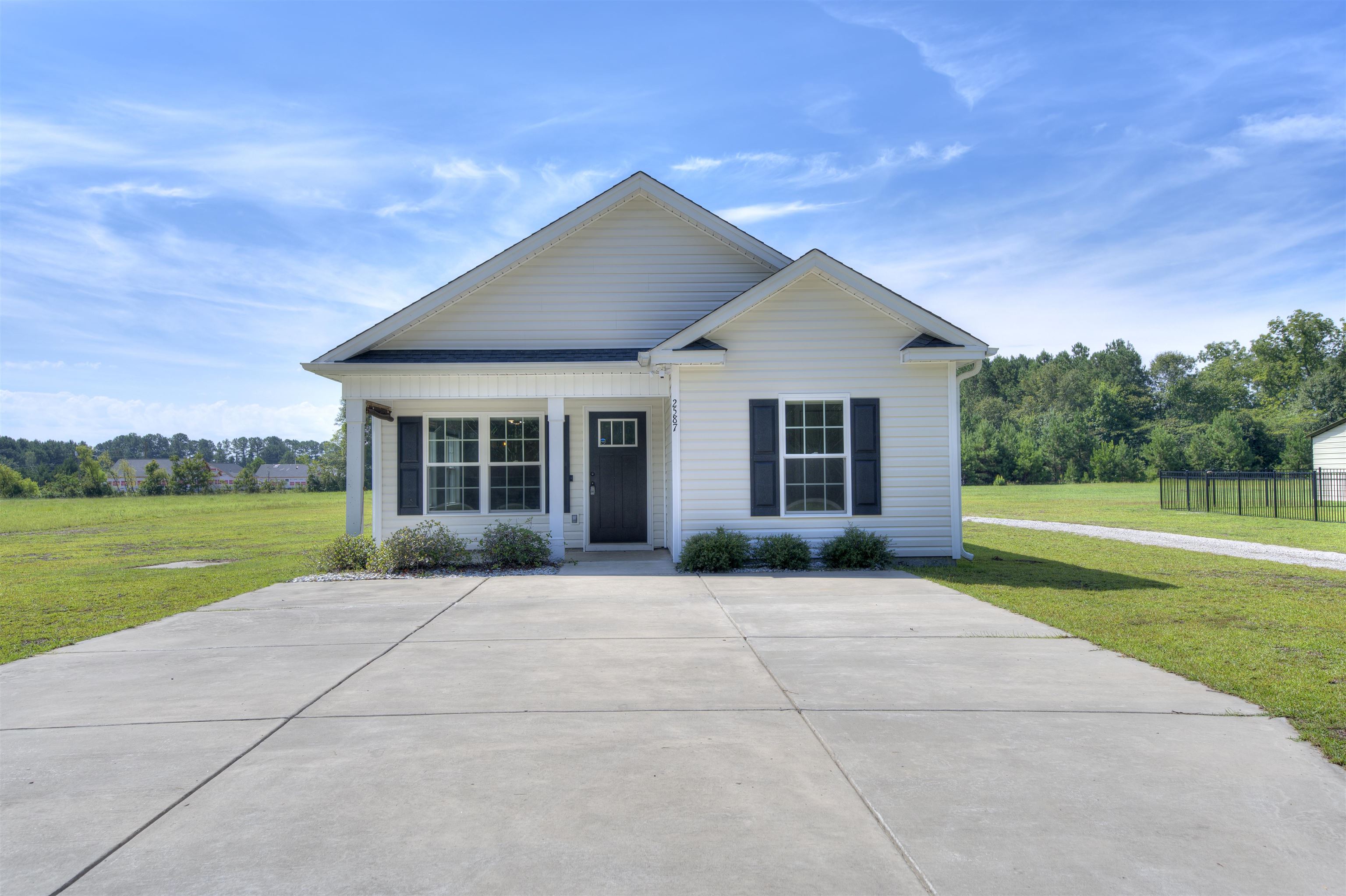 2587 Southern Crest Dr. Property Photo 47