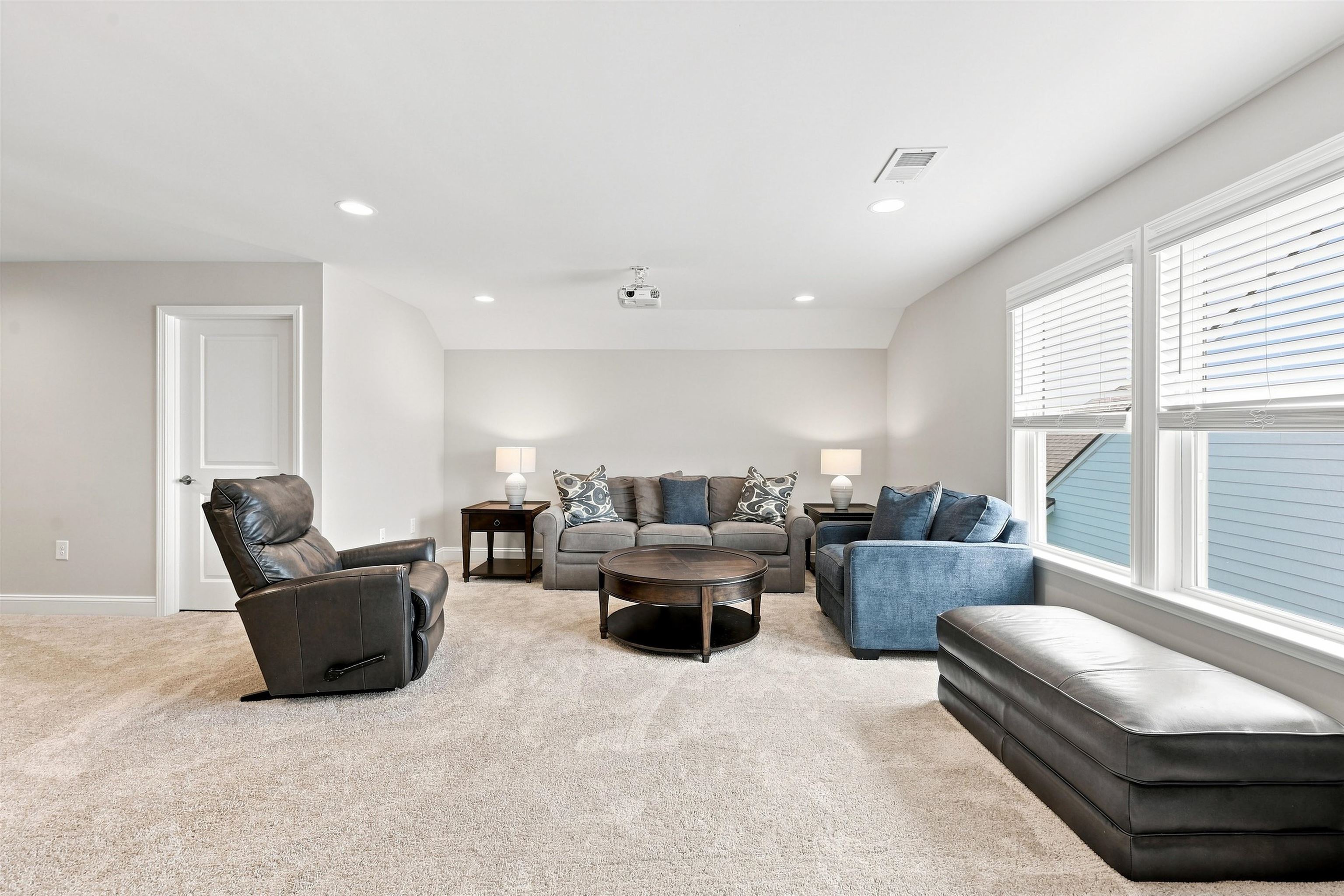 7221 Spoleto Dr. Property Photo 32