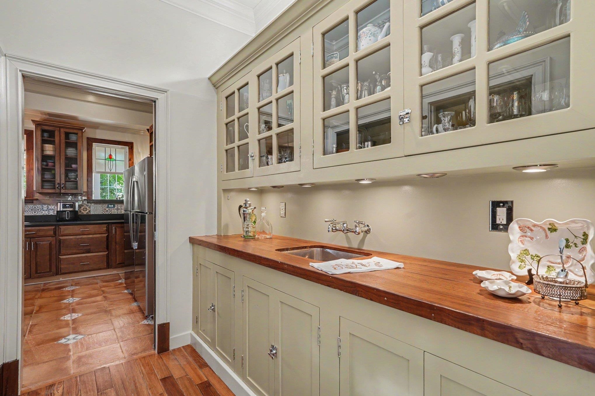 429 Ocean Pointe Ct. Property Photo 9