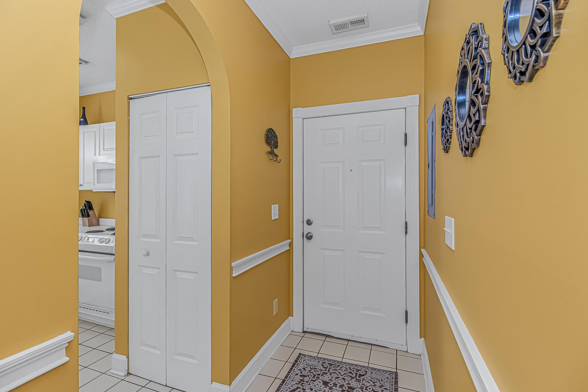4281 Hibiscus Dr. Property Photo 4