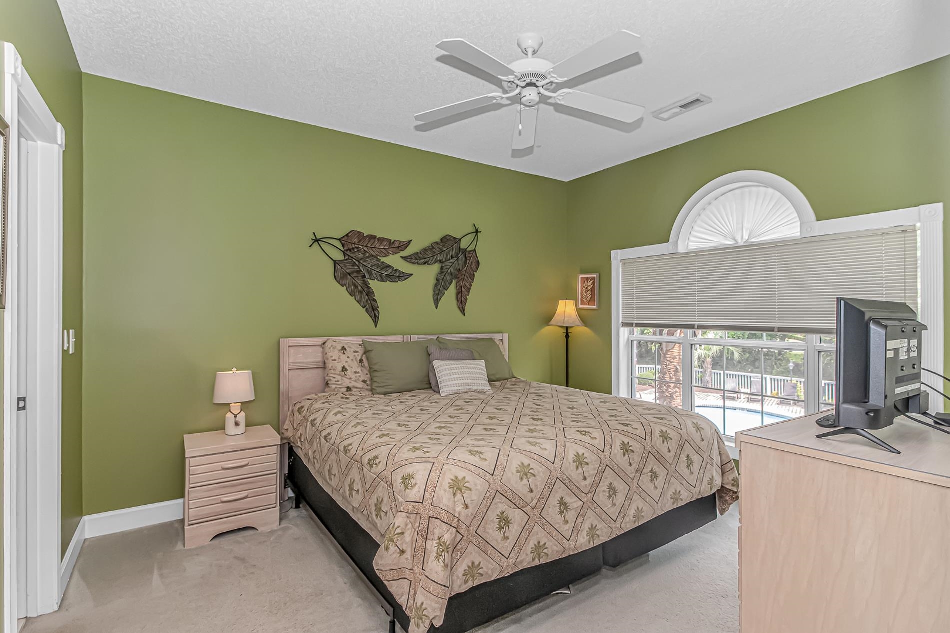 4281 Hibiscus Dr. Property Photo 17