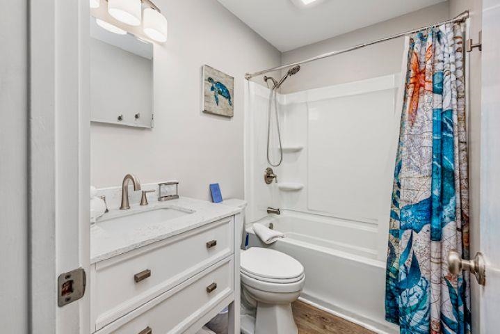 4201 N Ocean Blvd. Property Photo 13