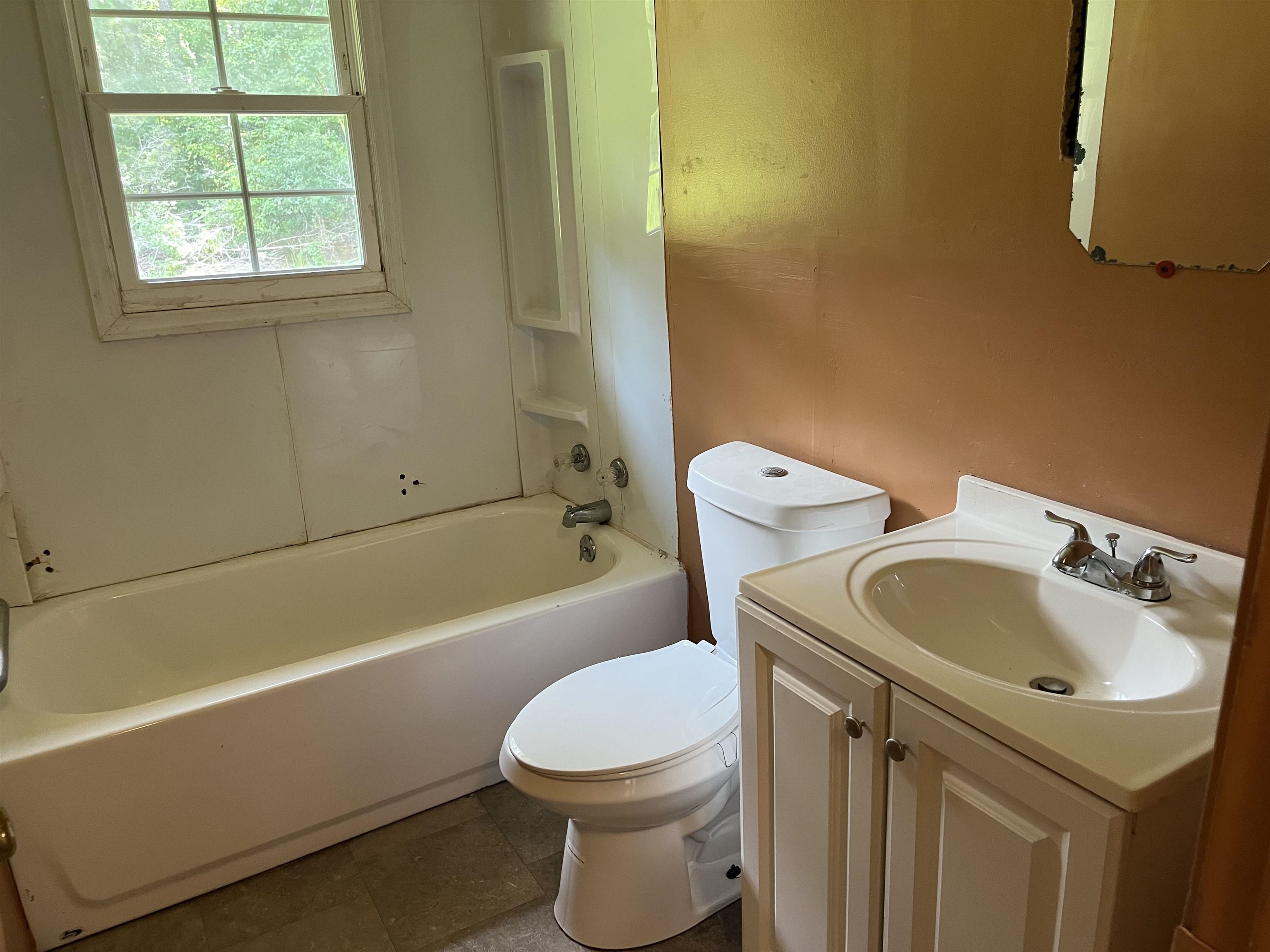 408 Eva Loop Property Photo 10