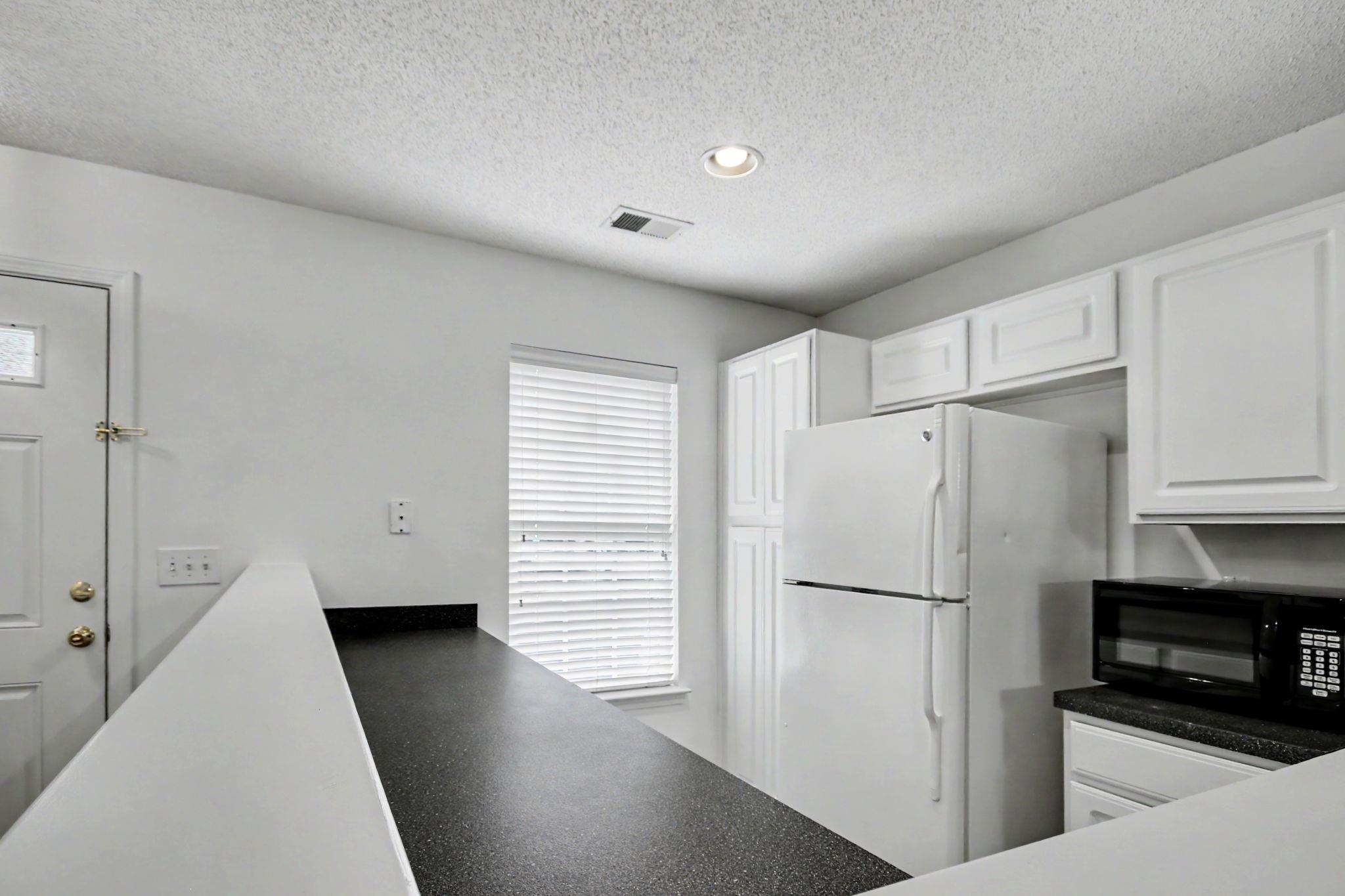 314 Red Rose Blvd. Property Photo 6